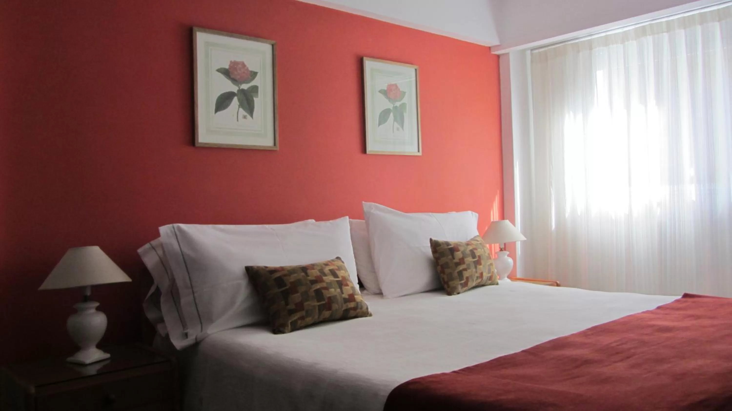 Bed in BDA Hotel & Spa