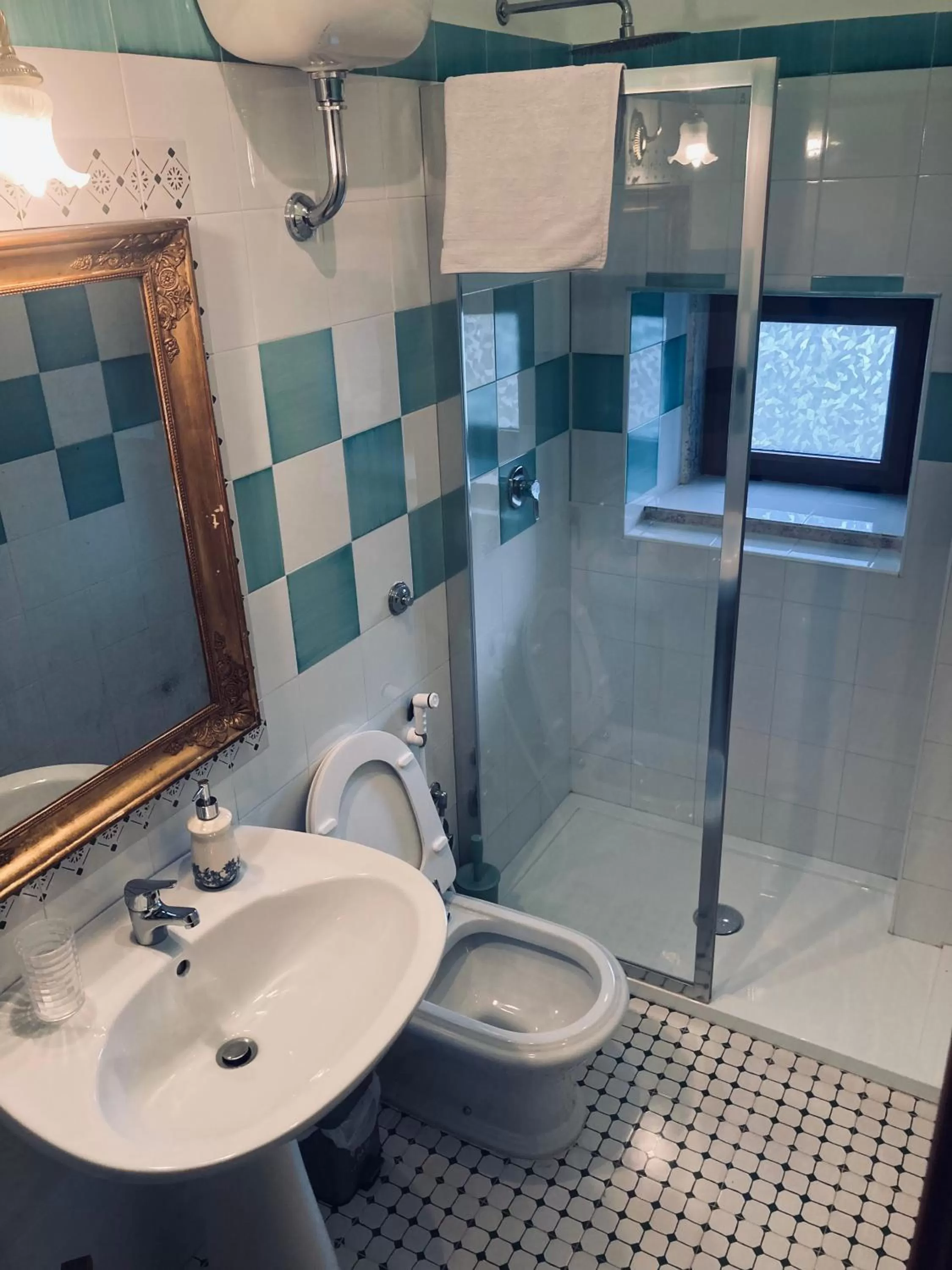 Bathroom in B&B Calecatine