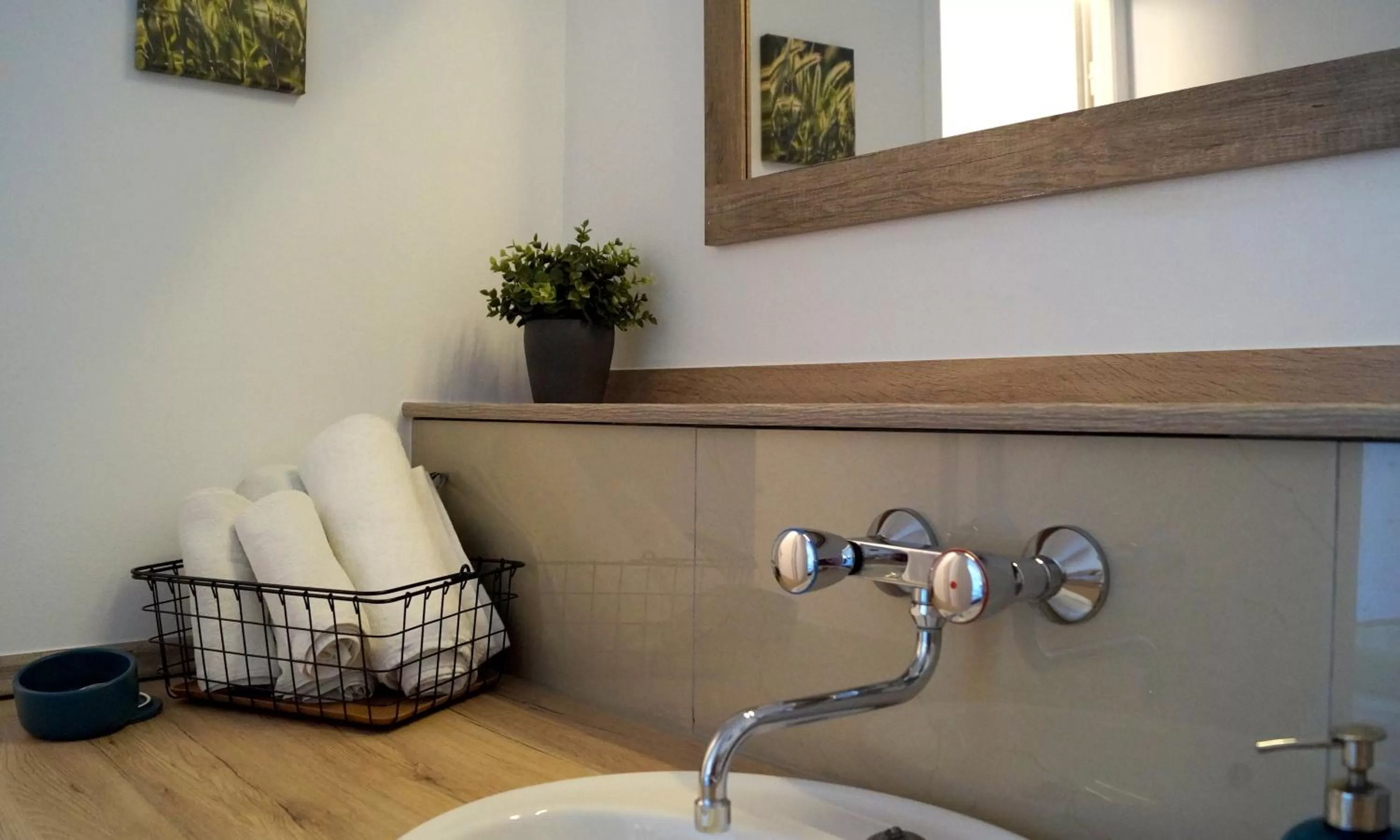 Kraft Hotel-Klimaanlage in jedem Zimmer, AC in each room!