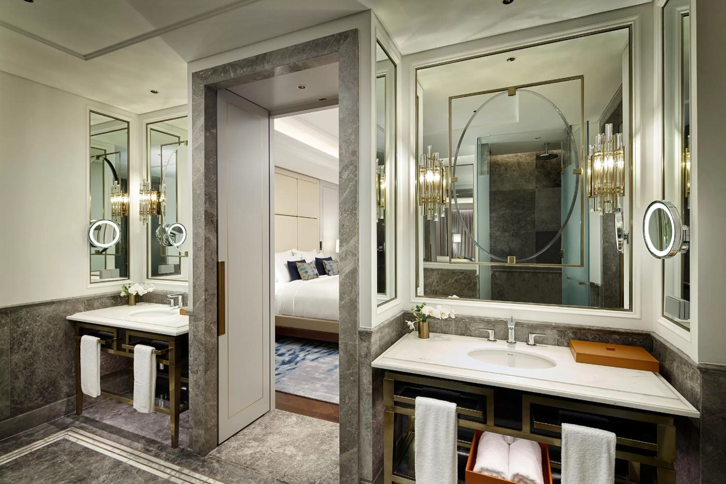 Bathroom in Lotte Hotel Seoul Executive Tower