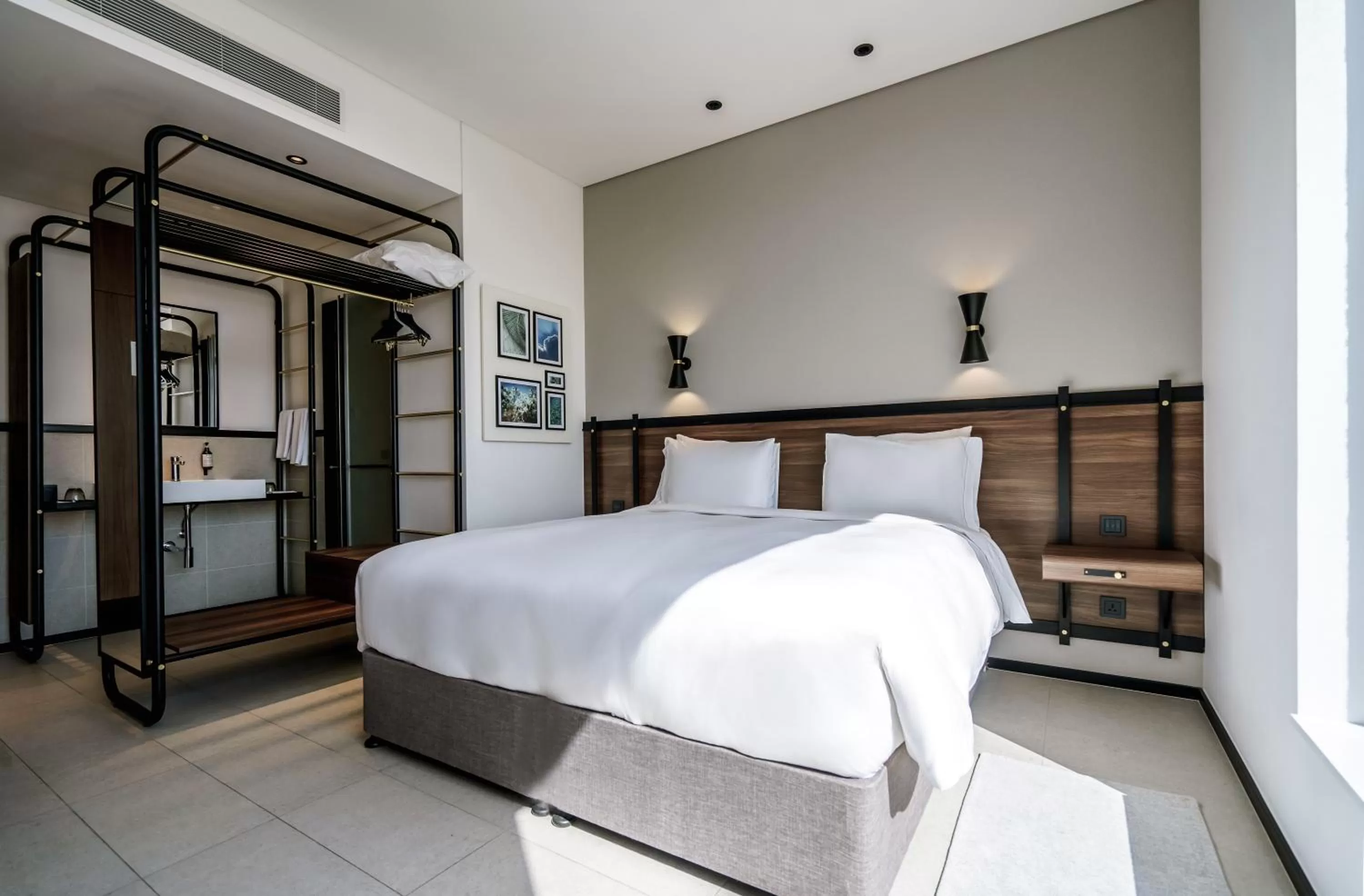 Bed in FORM Hotel Al Jaddaf, Dubai, a Member of Design Hotels