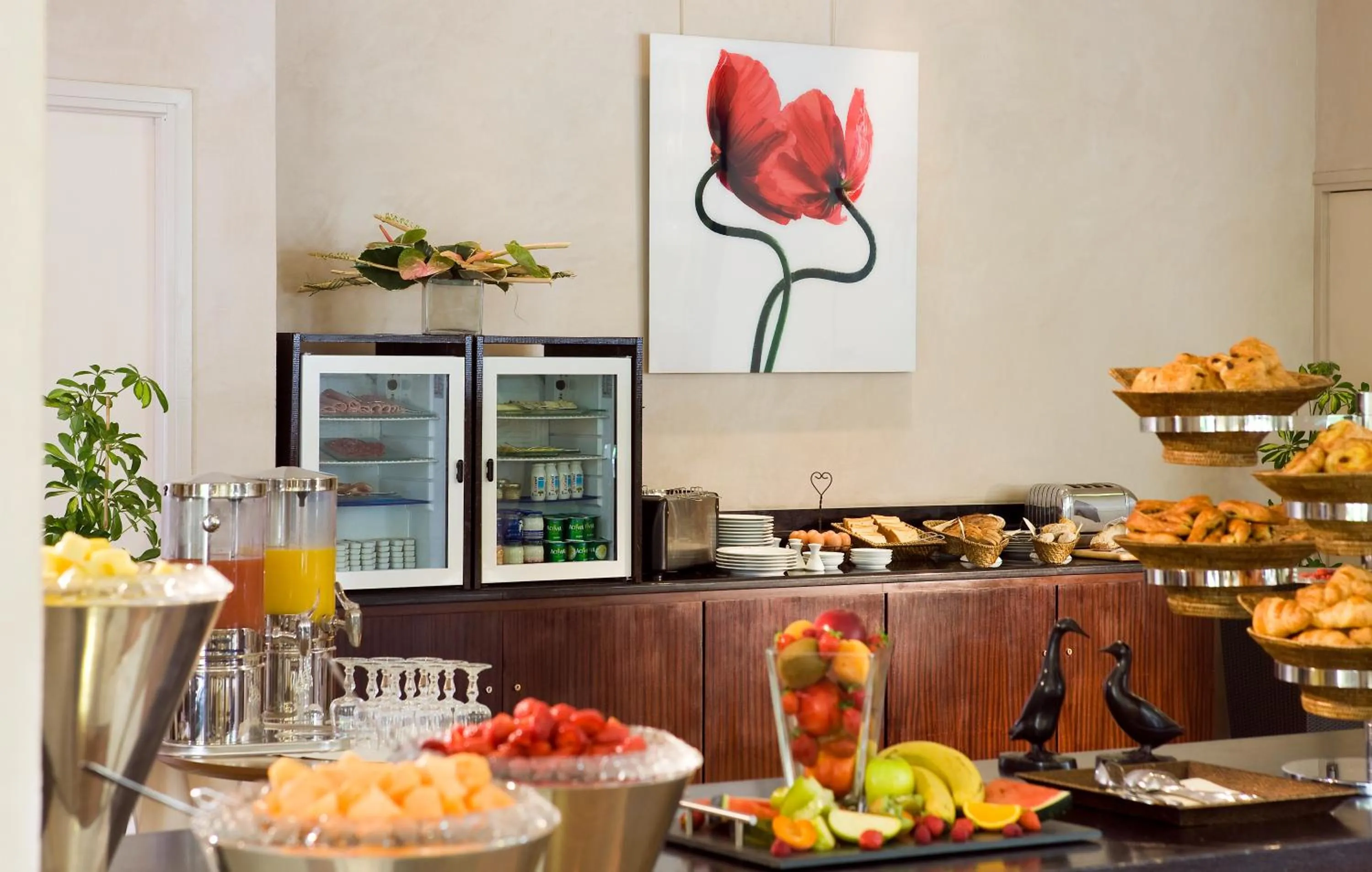 Food in Warwick Reine Astrid - Lyon