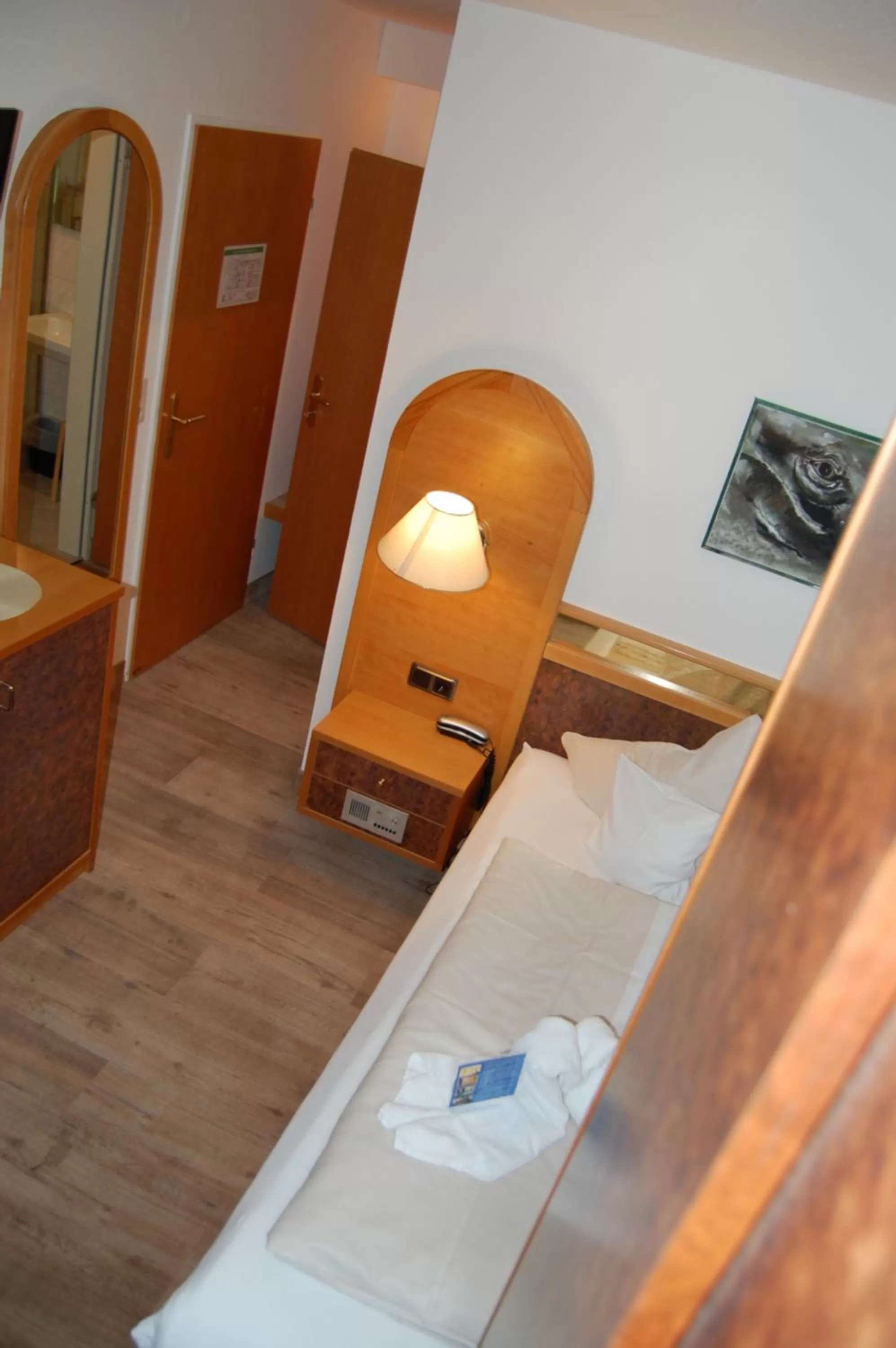 Photo of the whole room, Bed in Hotel Friesengeist