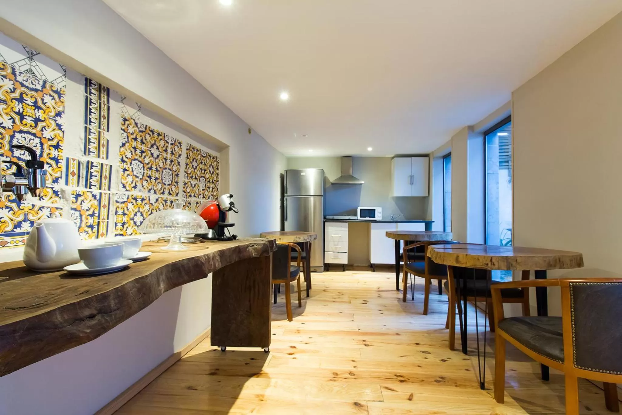 Communal kitchen in Feel at Home Guest House