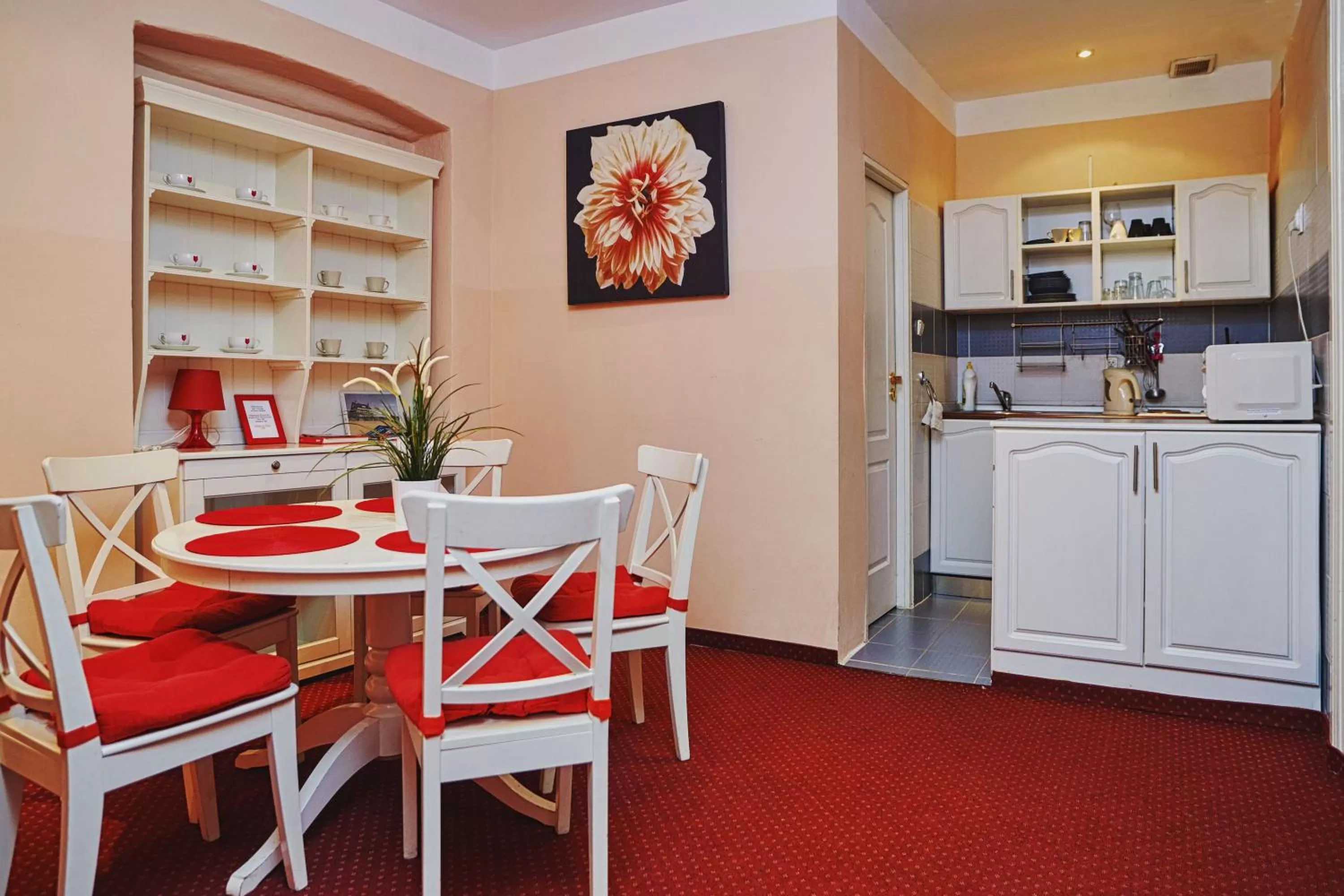 Dining area in Rembrandt Aparthotel