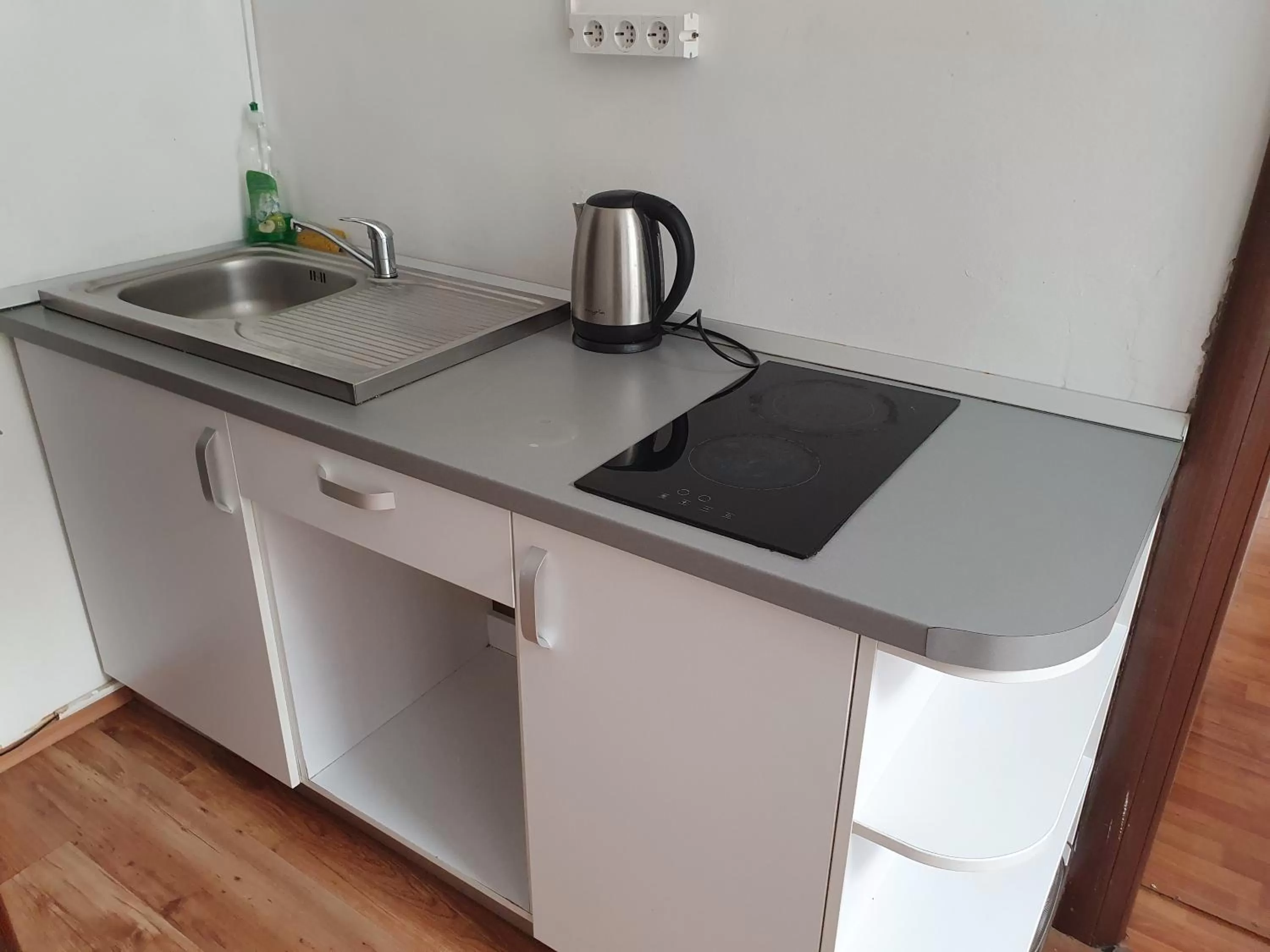 Kitchen/Kitchenette in The Floor Piata Unirii