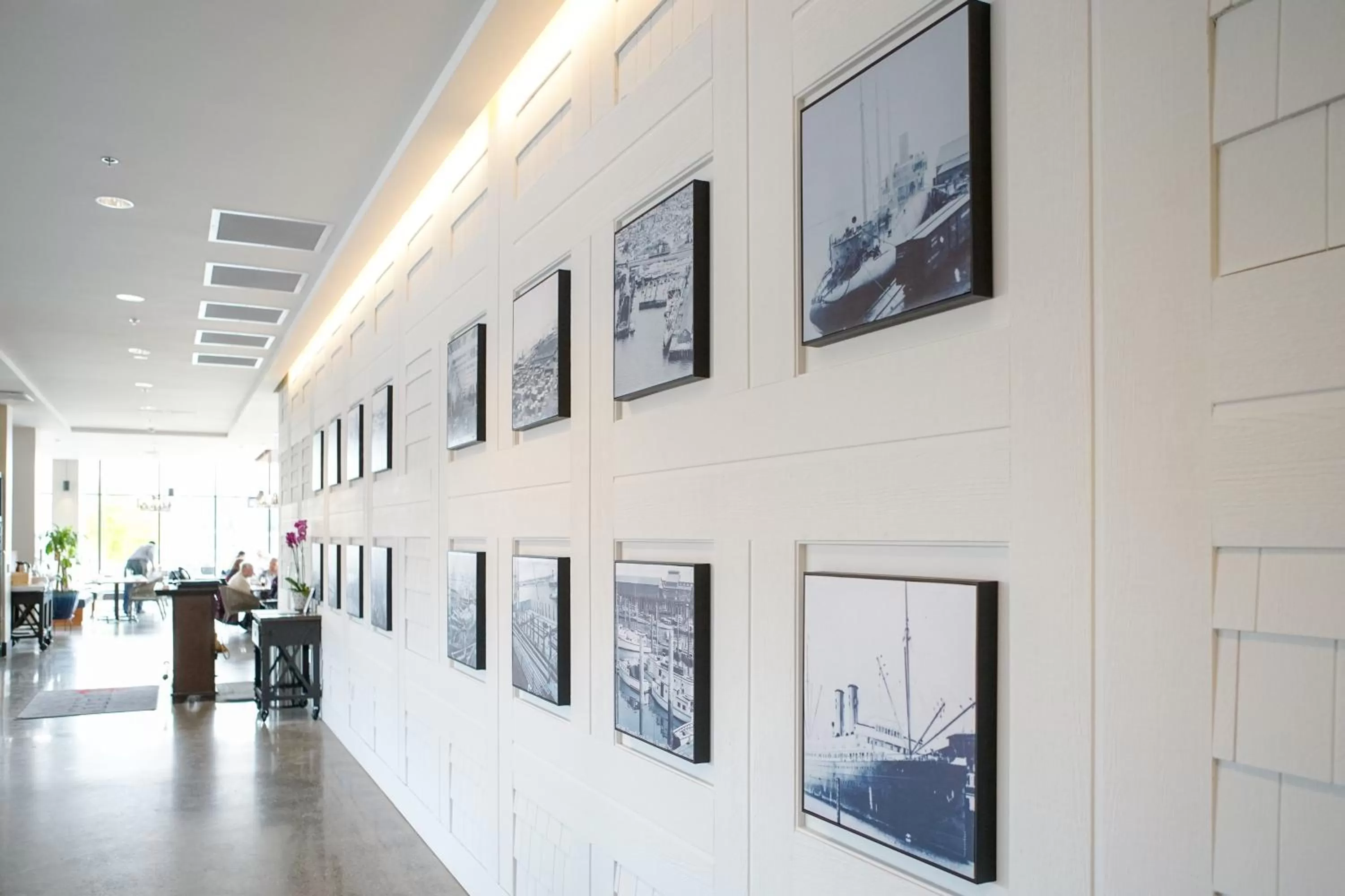 Hotel Indigo Seattle Everett Waterfront Place by IHG