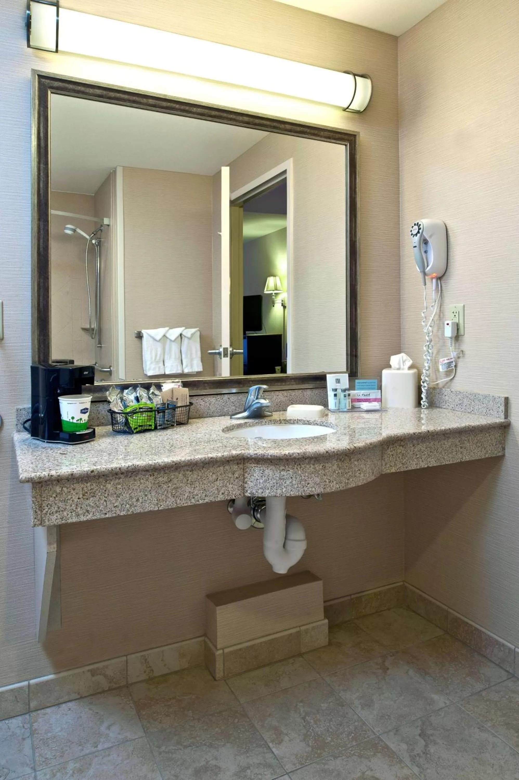 Bathroom in Hampton Inn & Suites Prescott Valley