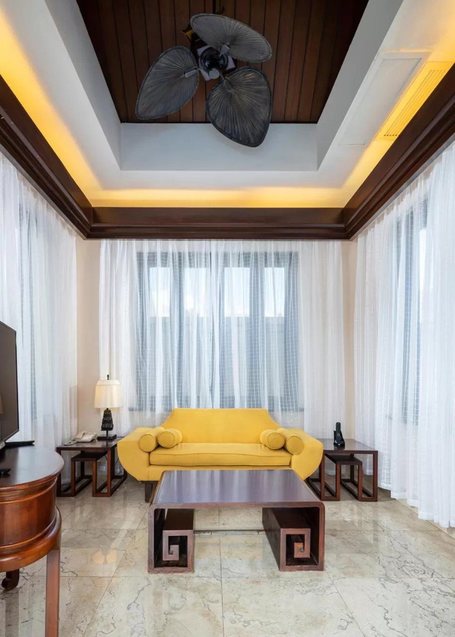 Living room in Pullman Sanya Yalong Bay Villas & Resort