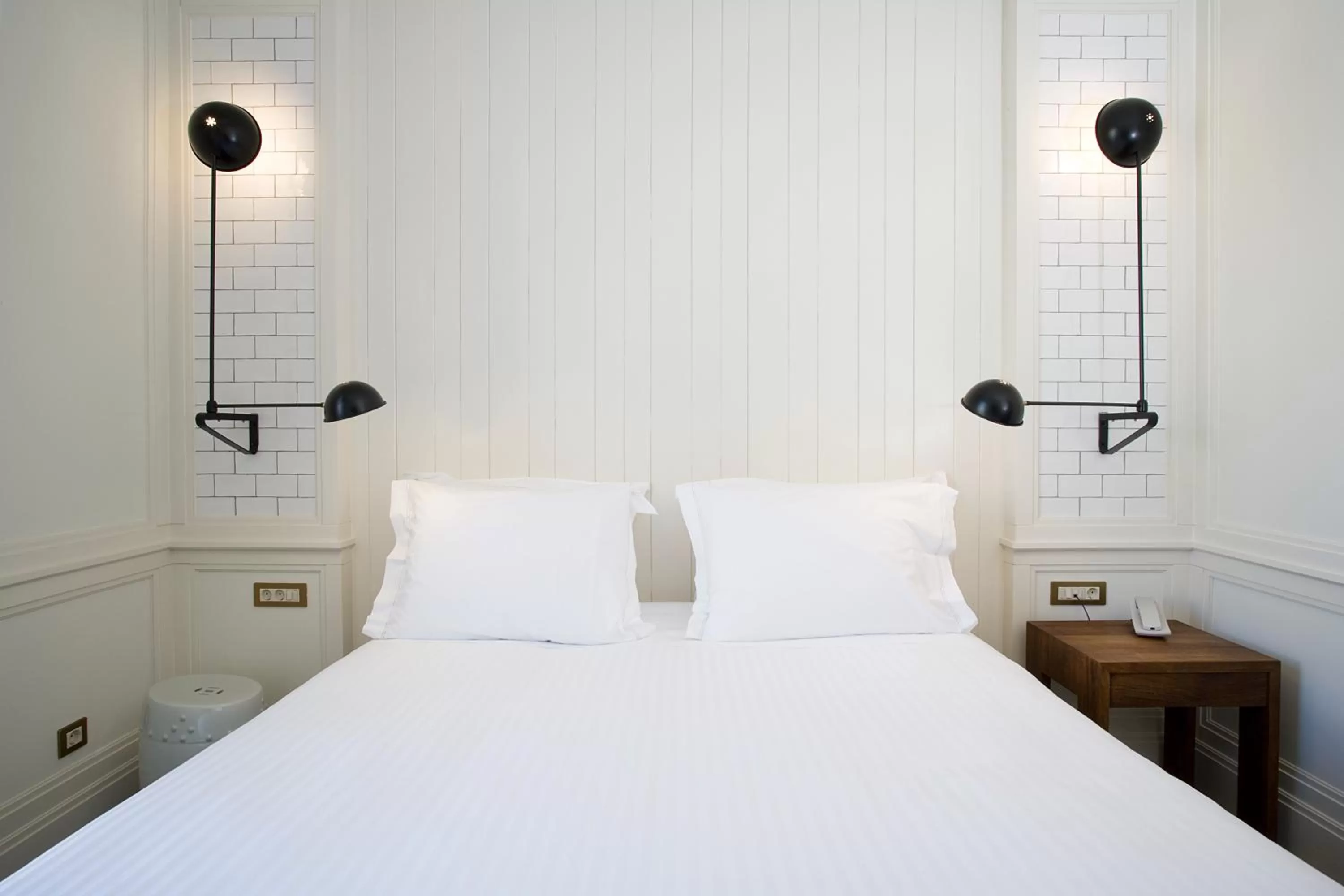 Photo of the whole room, Bed in Praktik Bakery