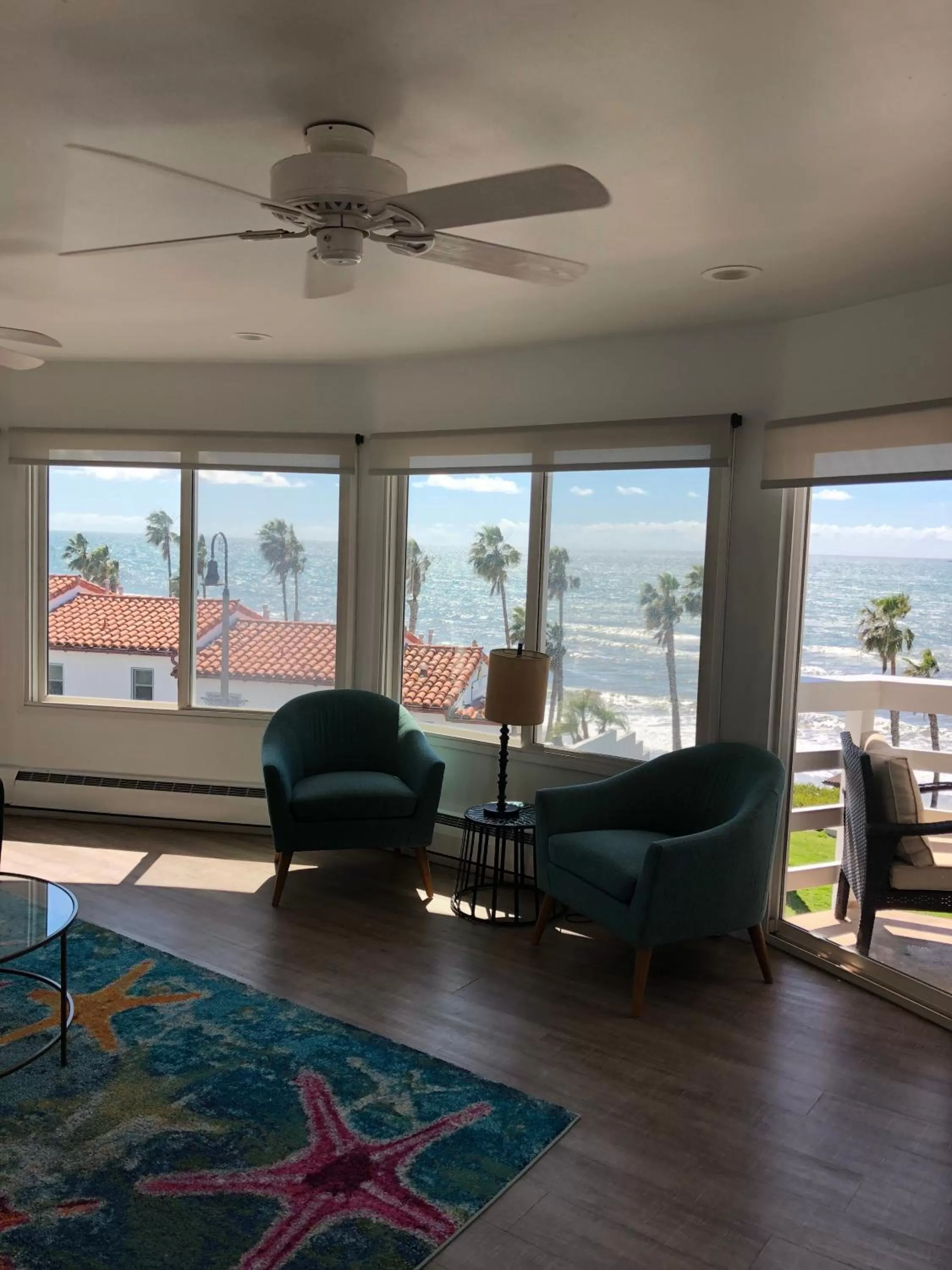 Living room in Sea Horse Resort