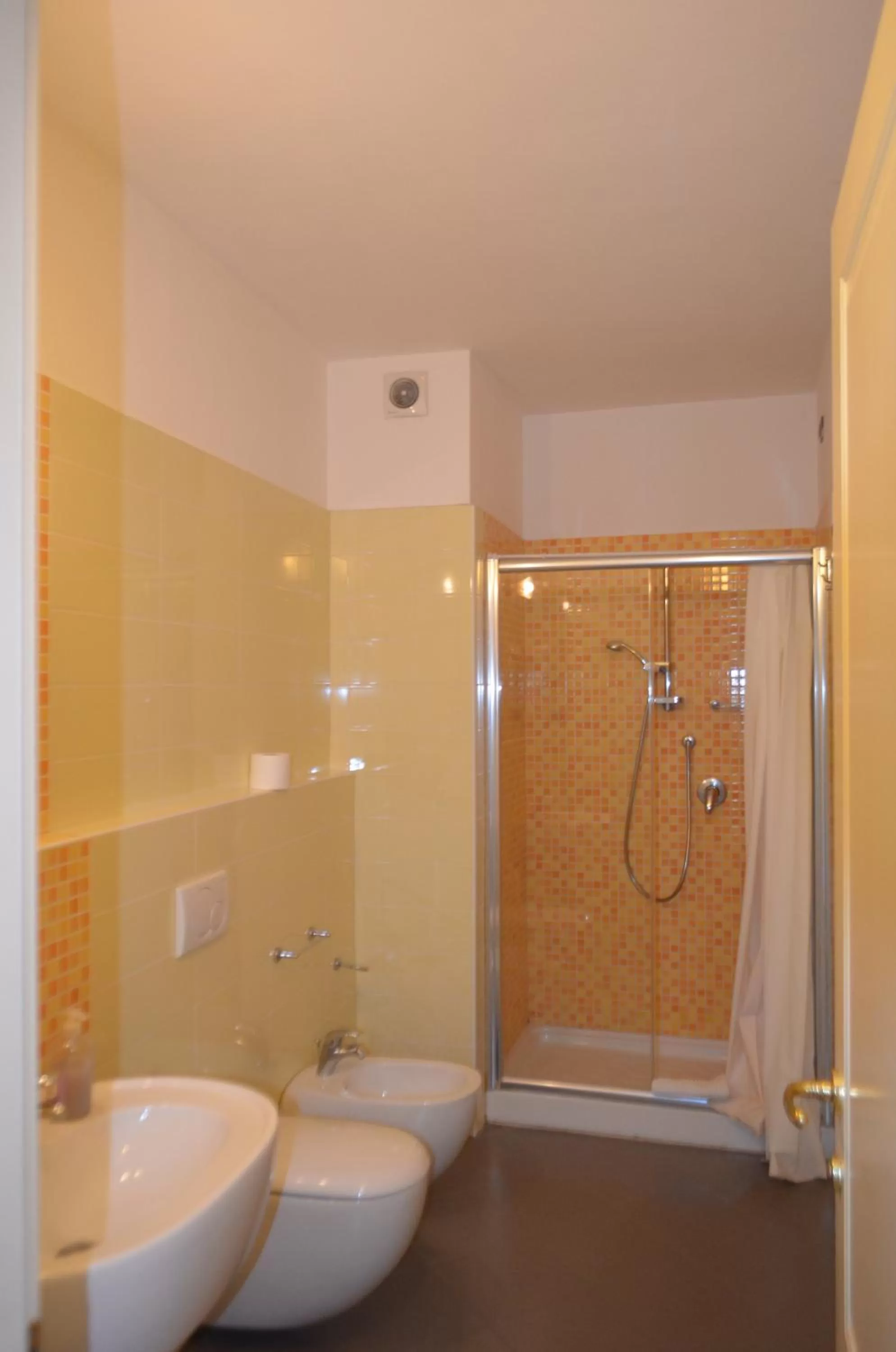 Shower in Casa per ferie religiosa Figlie di Nazareth