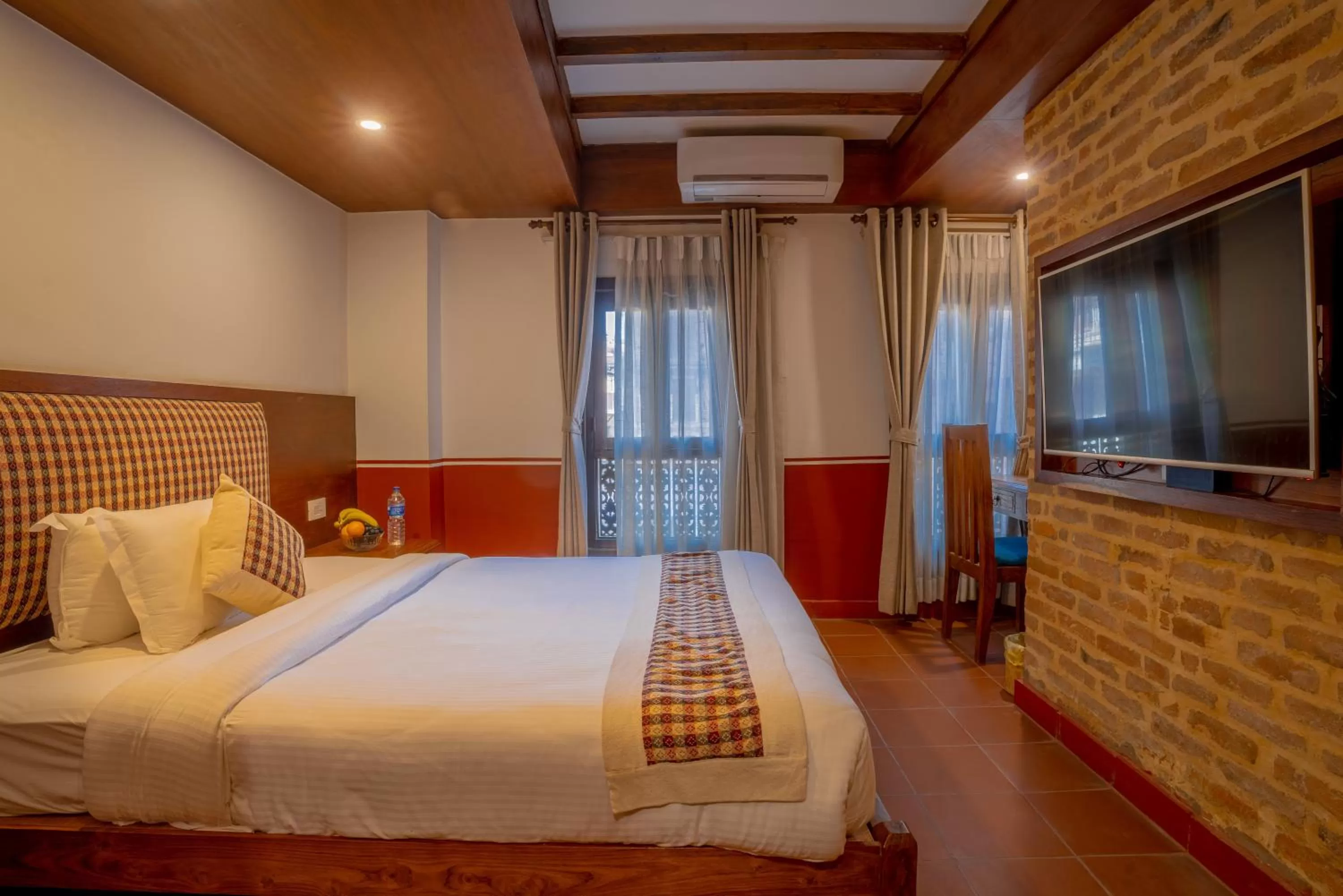 Communal lounge/ TV room, Bed in Pahan Chhen - Boutique Hotel