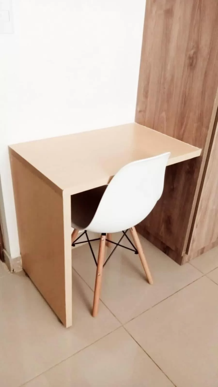 hair dresser, Dining Area in Aw Hotel Pasarela Real