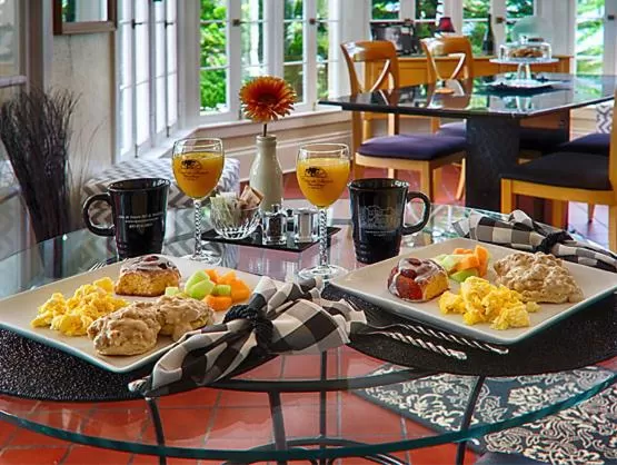 Breakfast in Casa de Suenos B & B