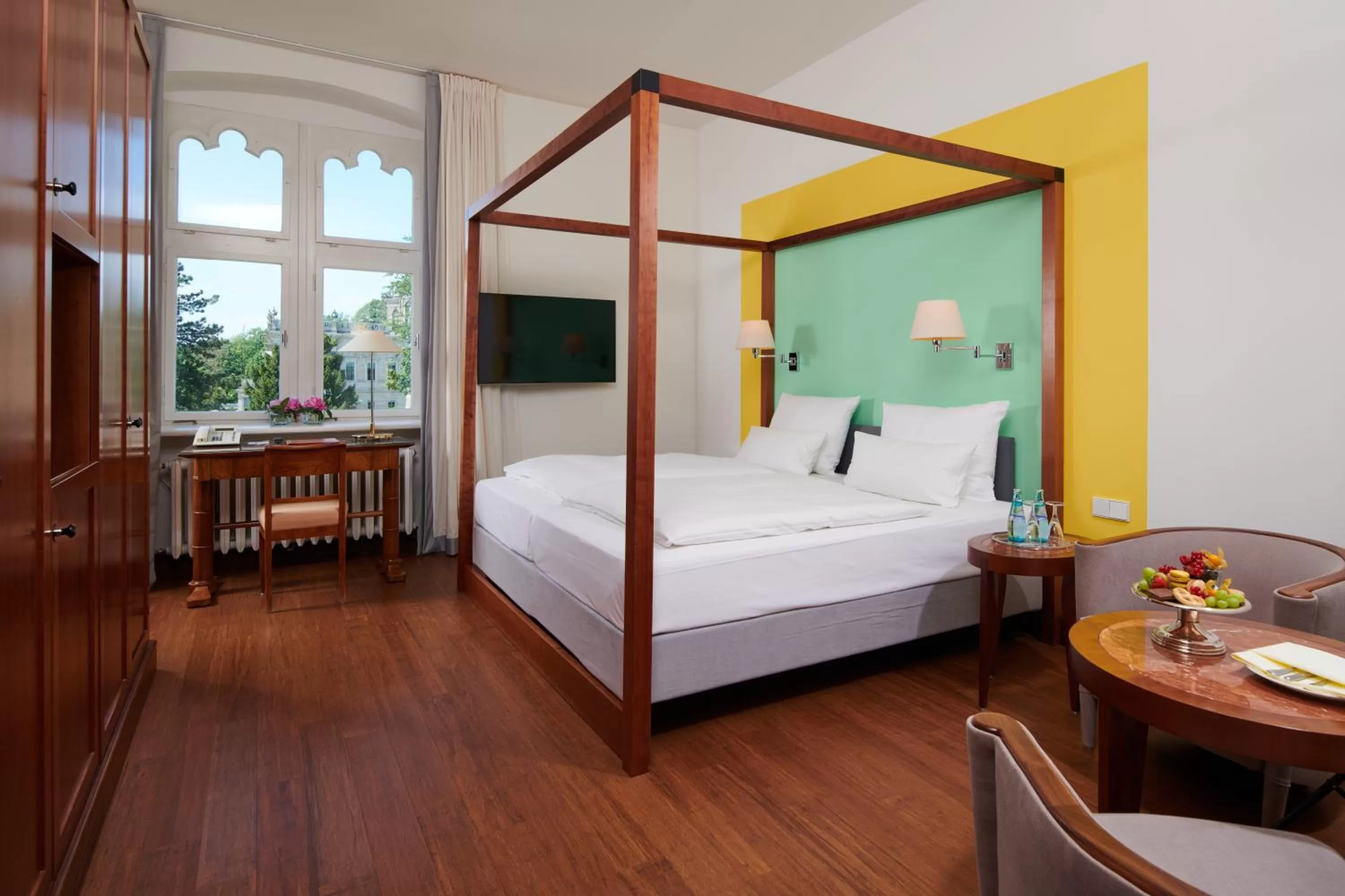 Bed in Hotel Schloss Eckberg