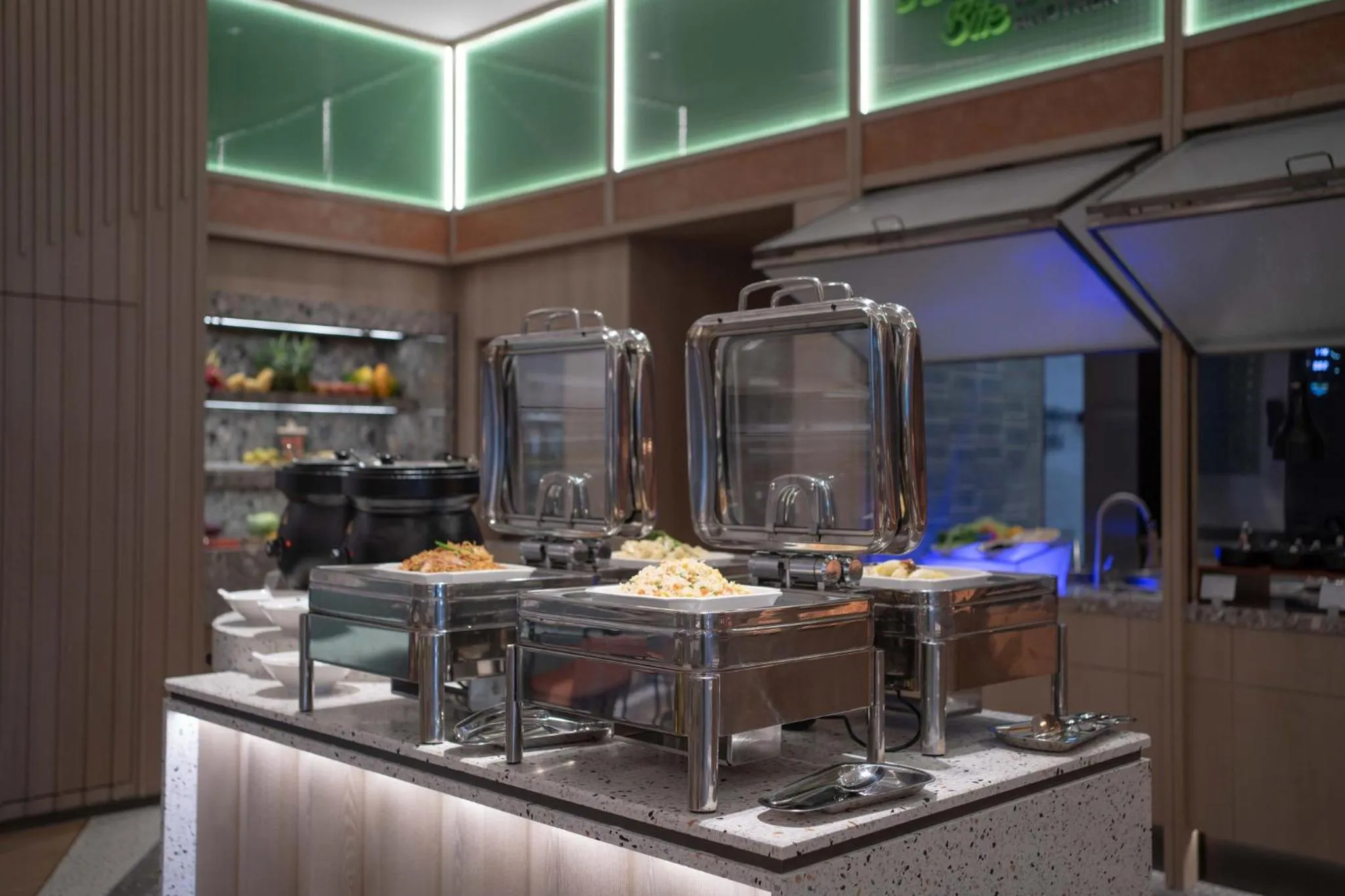 Breakfast in EVEN Hotels Shenzhen Guangming Cloud Park by IHG