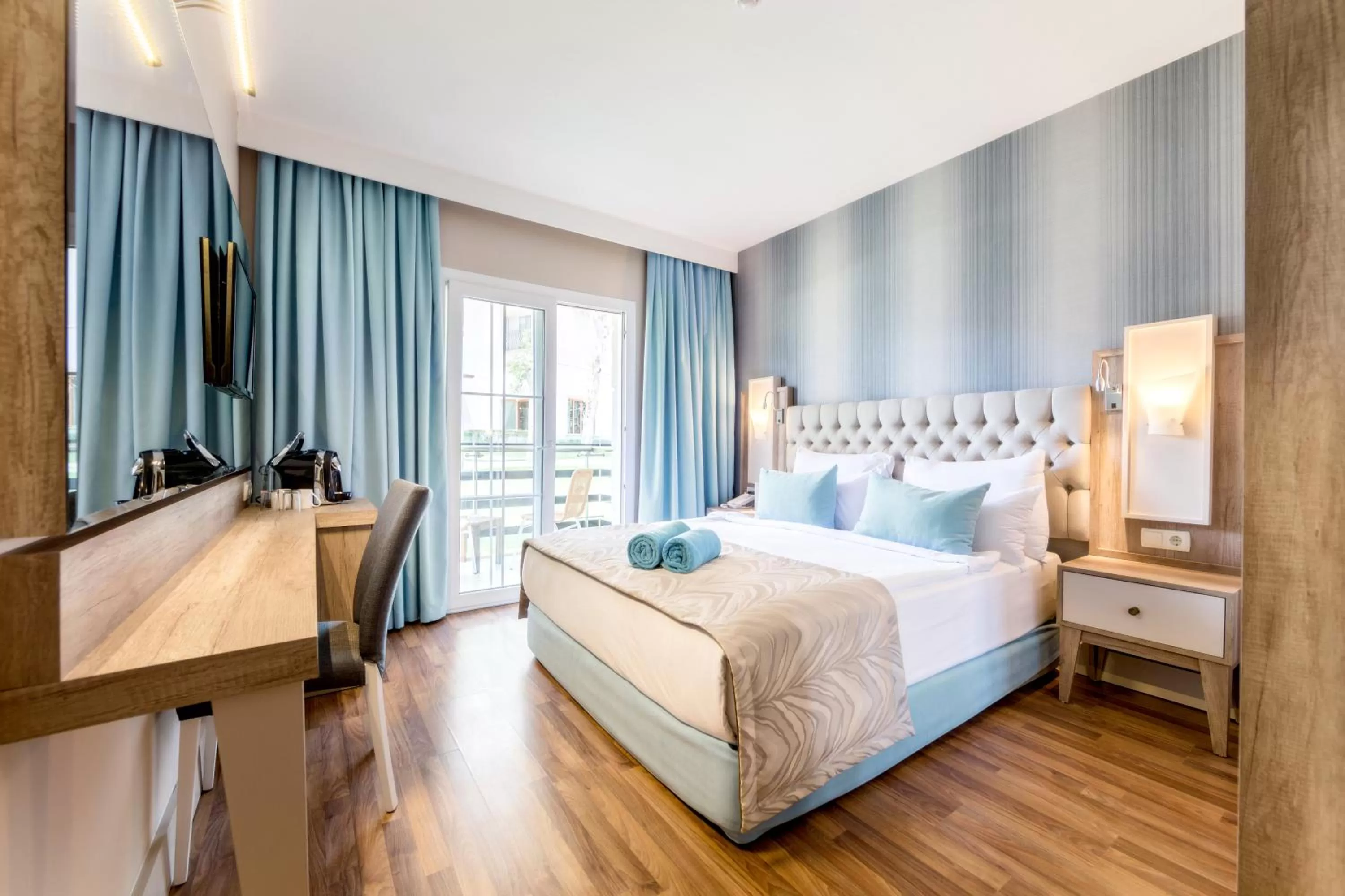 Photo of the whole room, Bed in TUI MAGIC LIFE Masmavi
