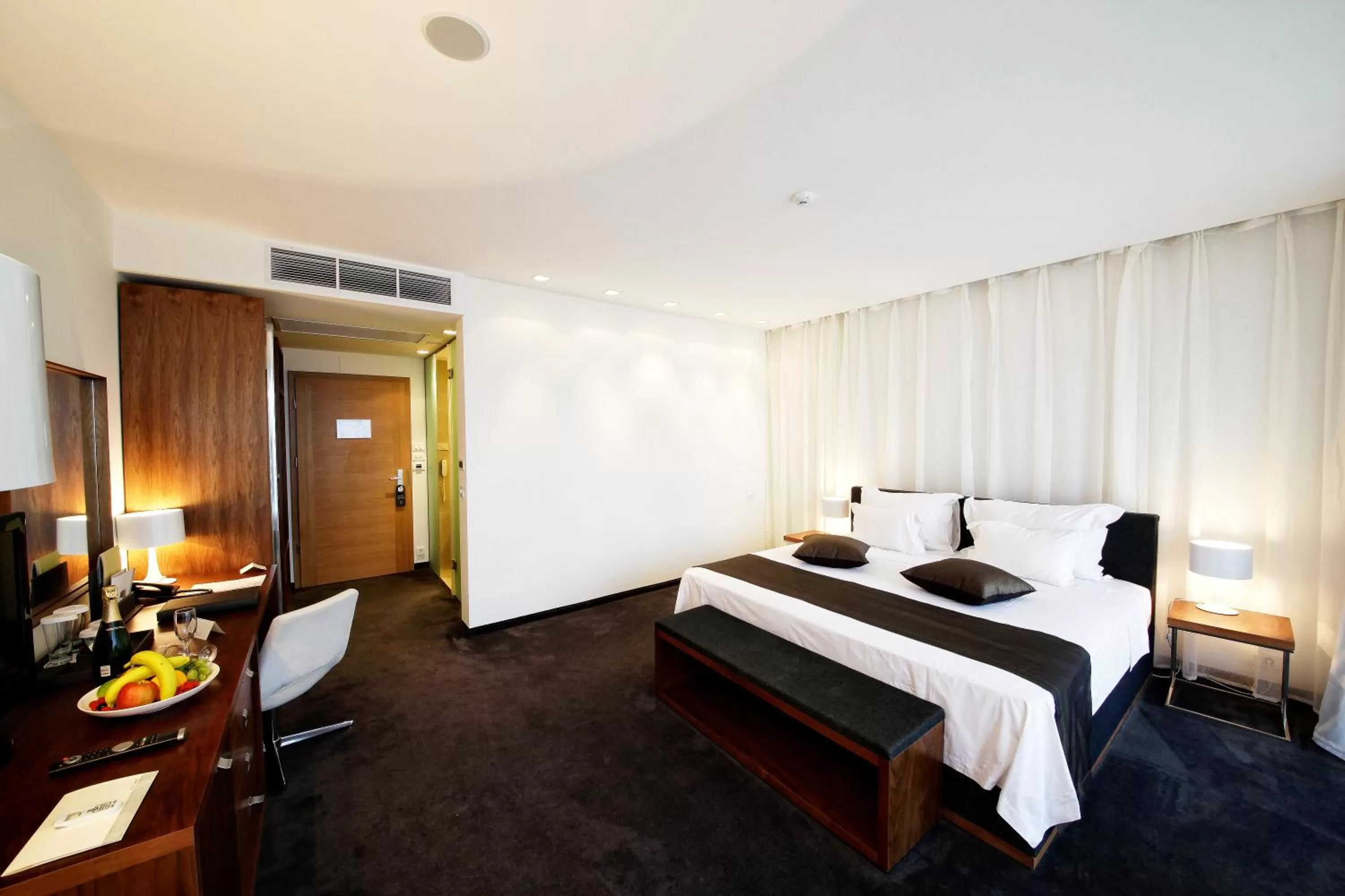 Bed in Lighthouse Golf & Spa Hotel