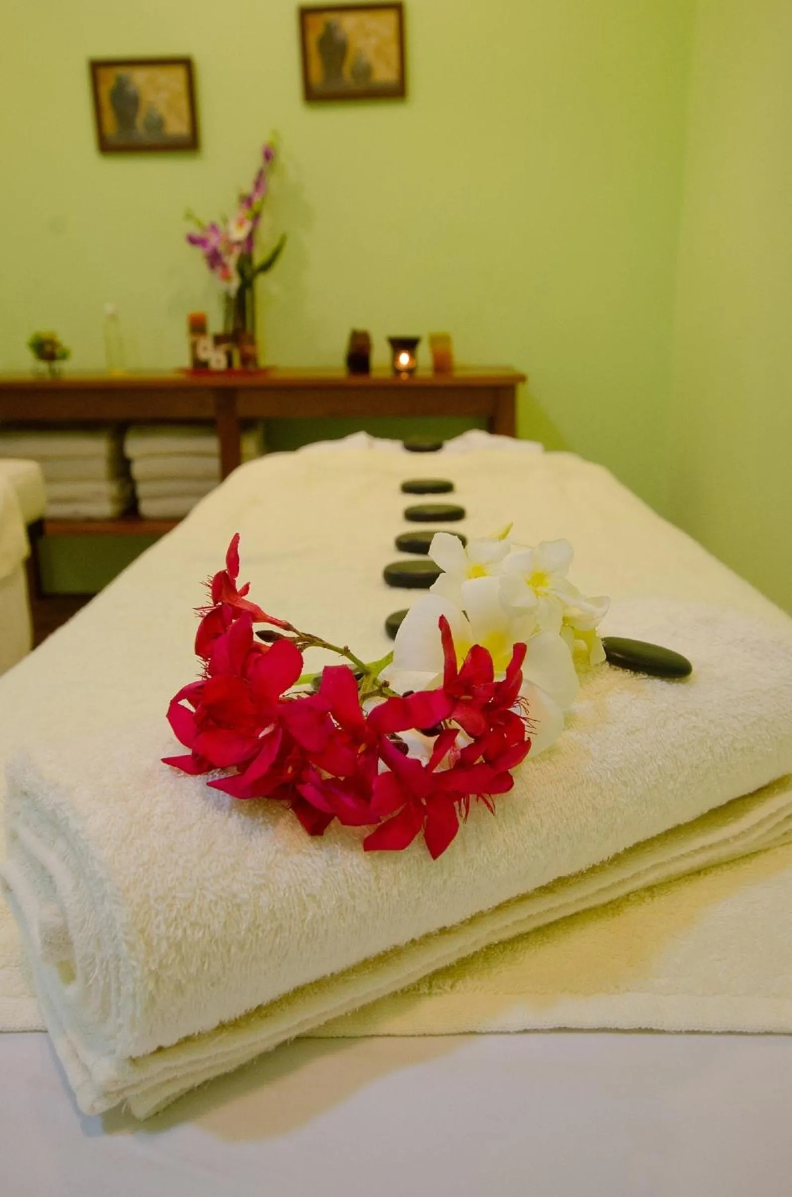 Massage in White Sands Hotel