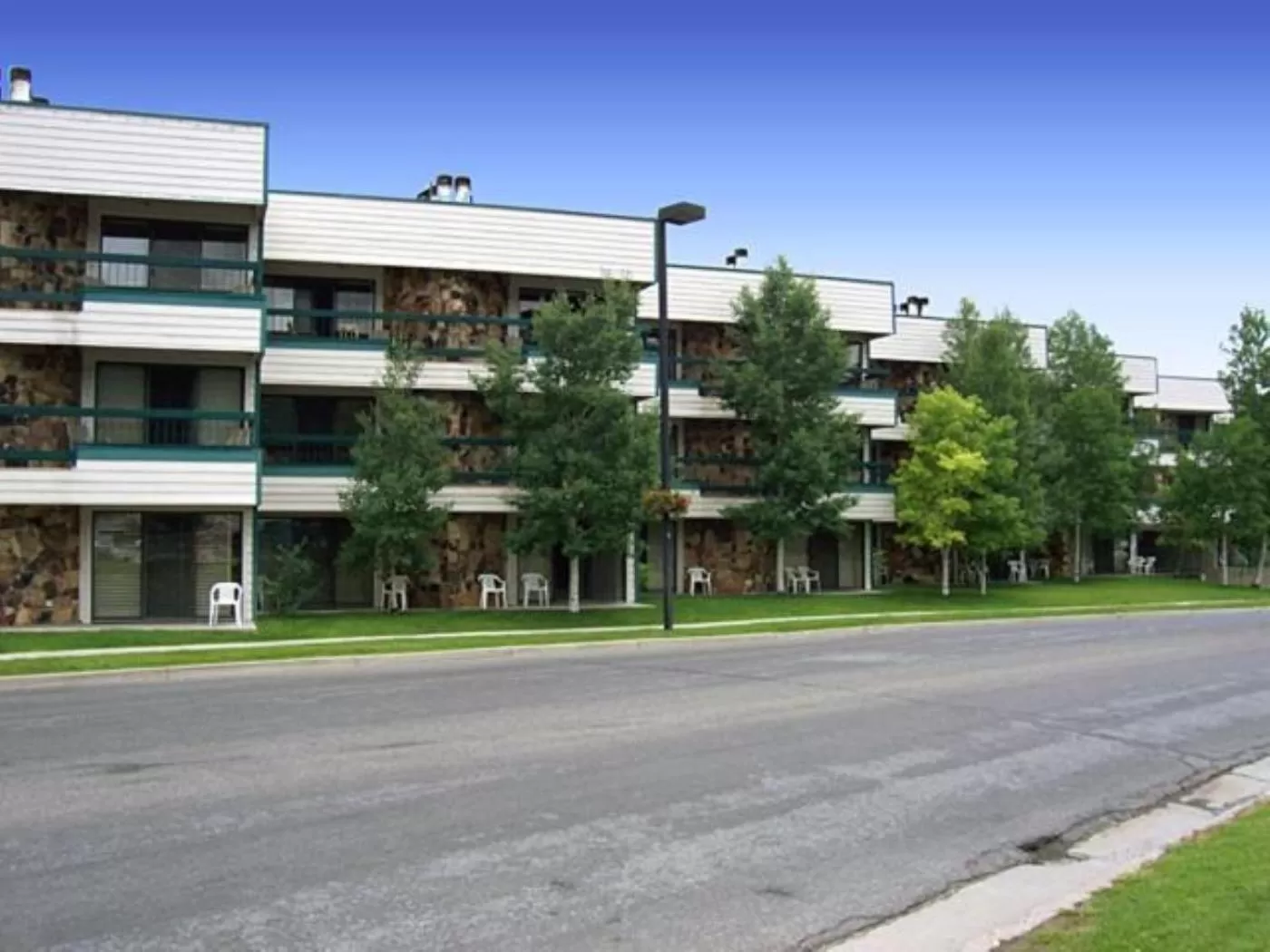 Property building in GetAways at Park Regency Resort