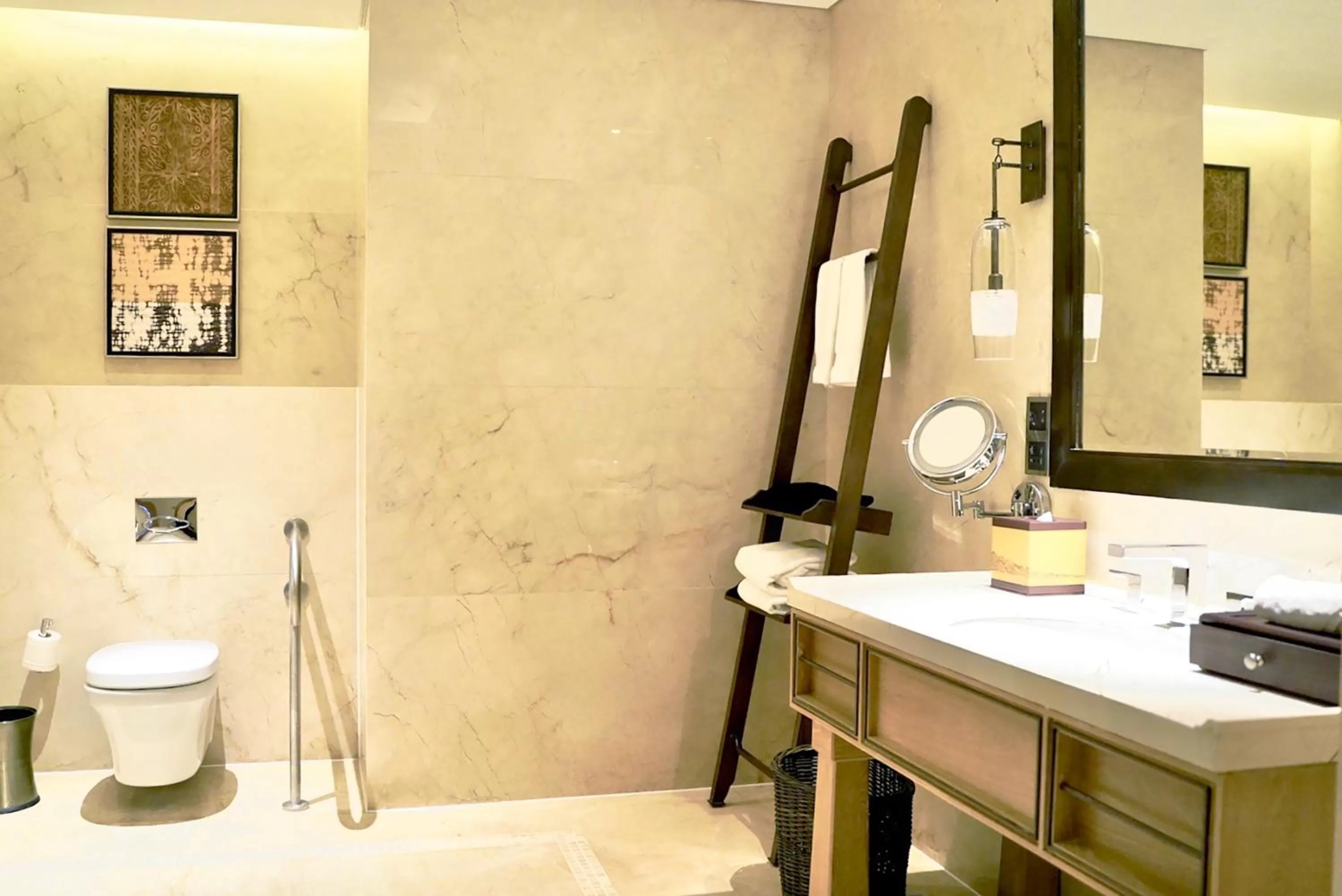 Toilet in Hilton Dali Resort & Spa