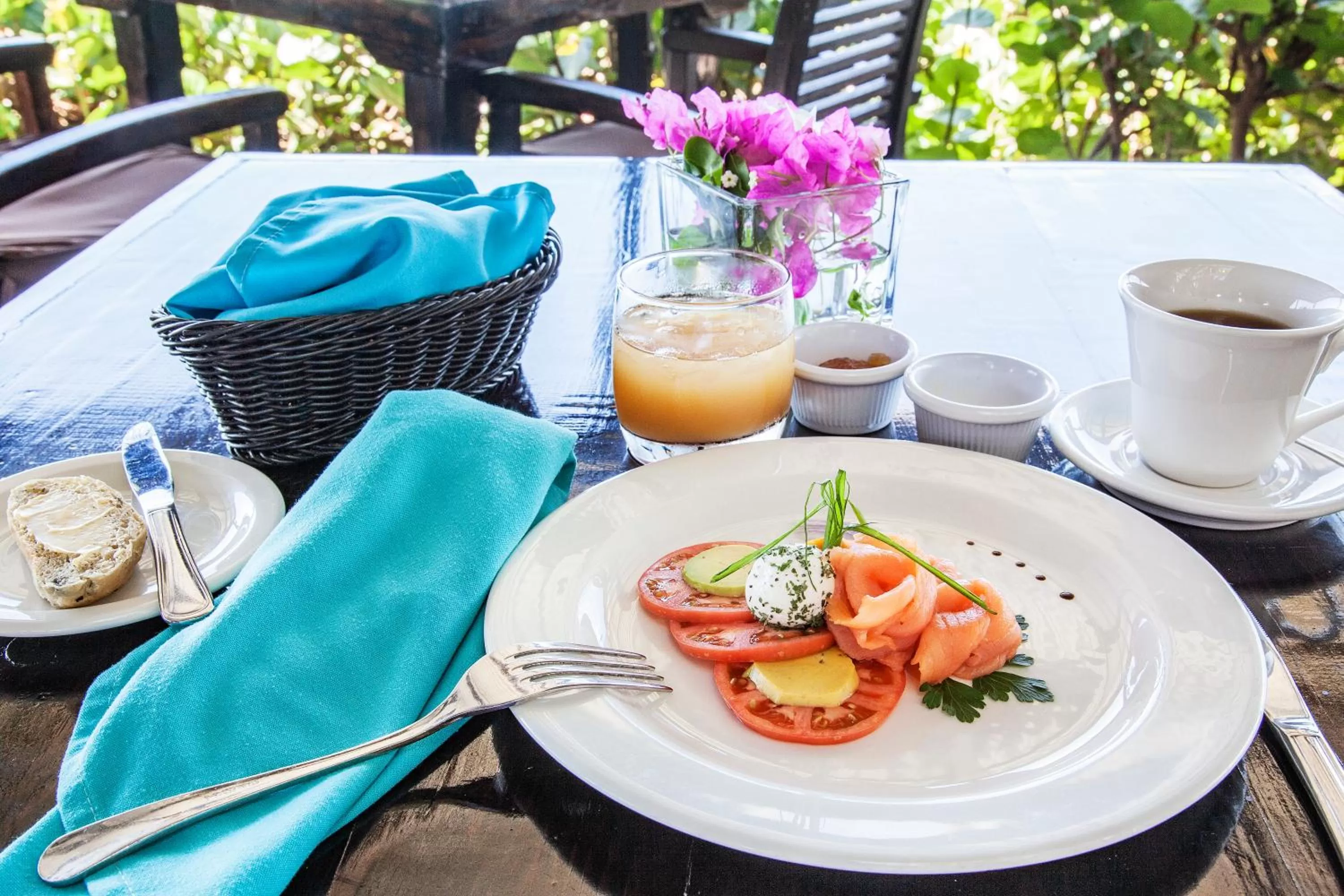 Food in COCOS Hotel Antigua - All Inclusive - Adults Only