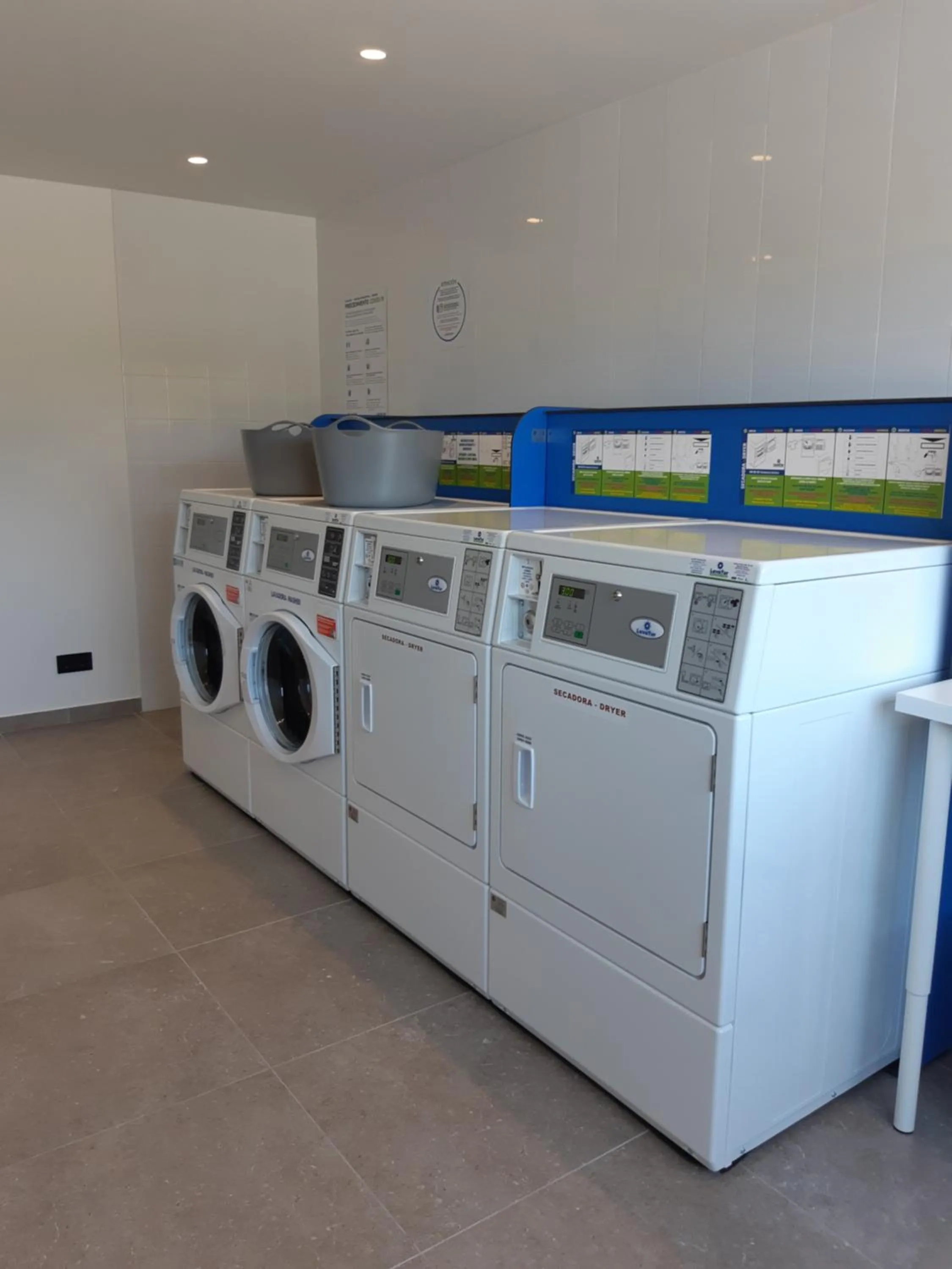 laundry in Aparthotel Attica21 As Galeras