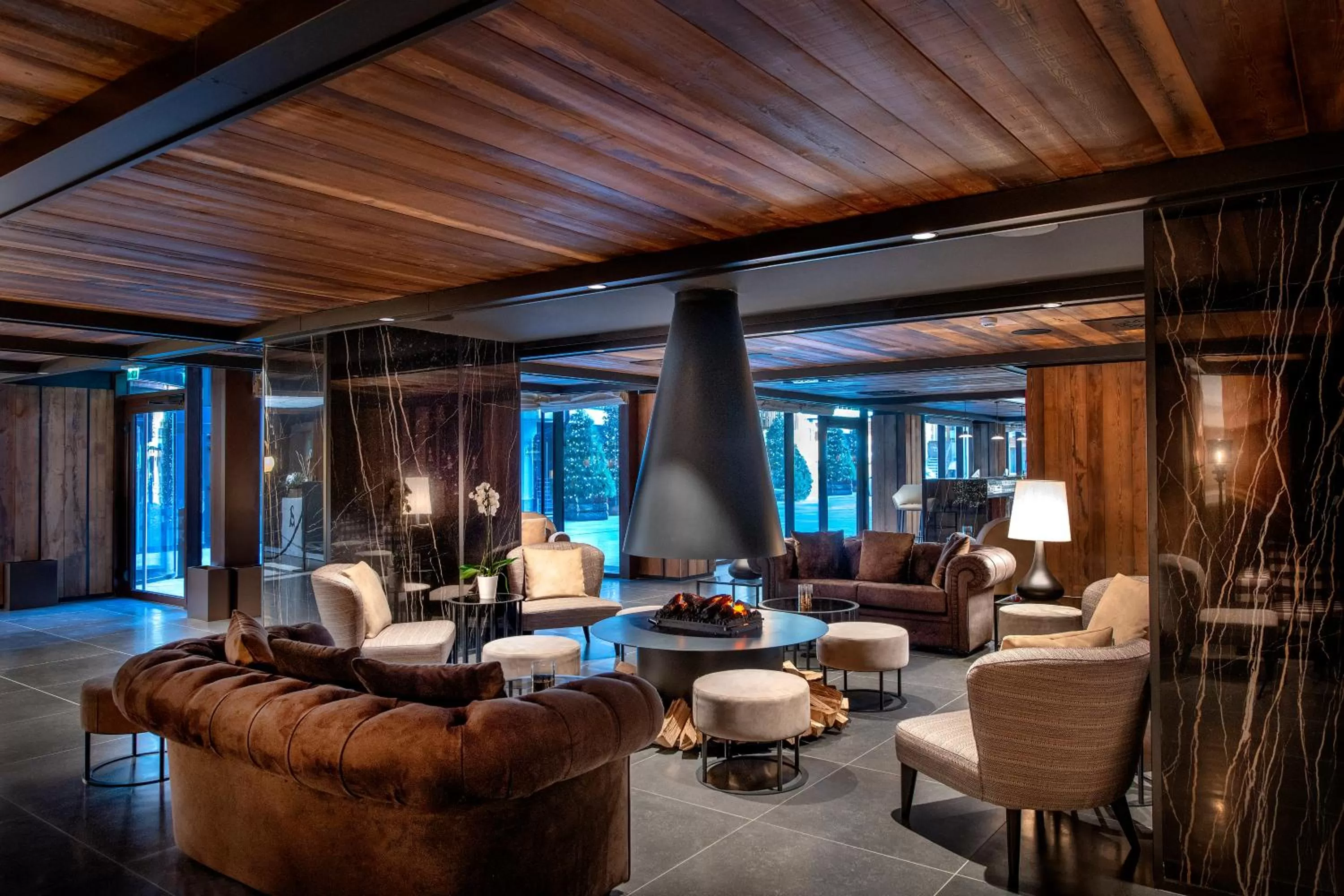 Lobby or reception in Le Massif Hotel & Lodge Courmayeur The Leading Hotels of the World