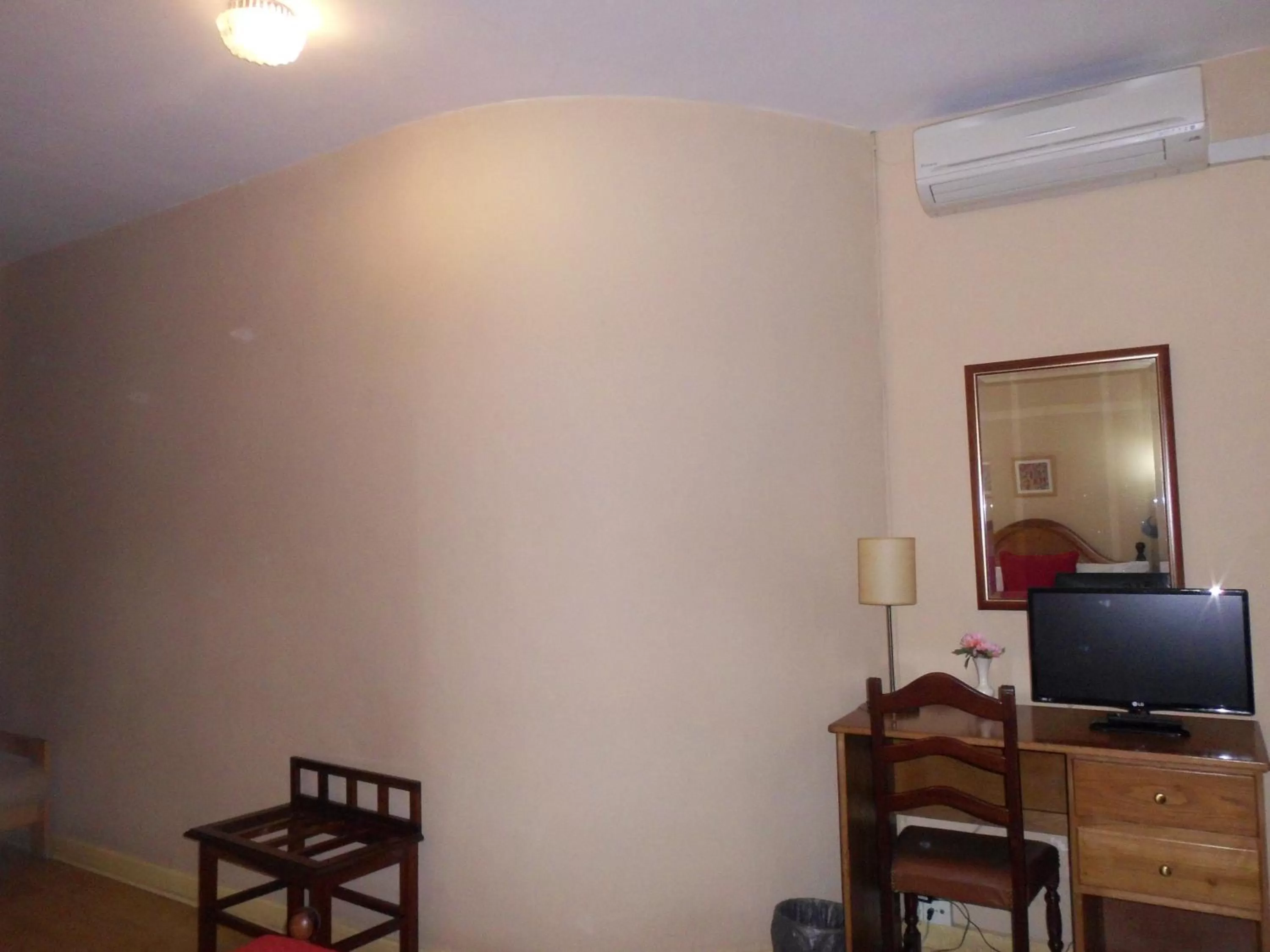 Bedroom in Hotel Larbelo