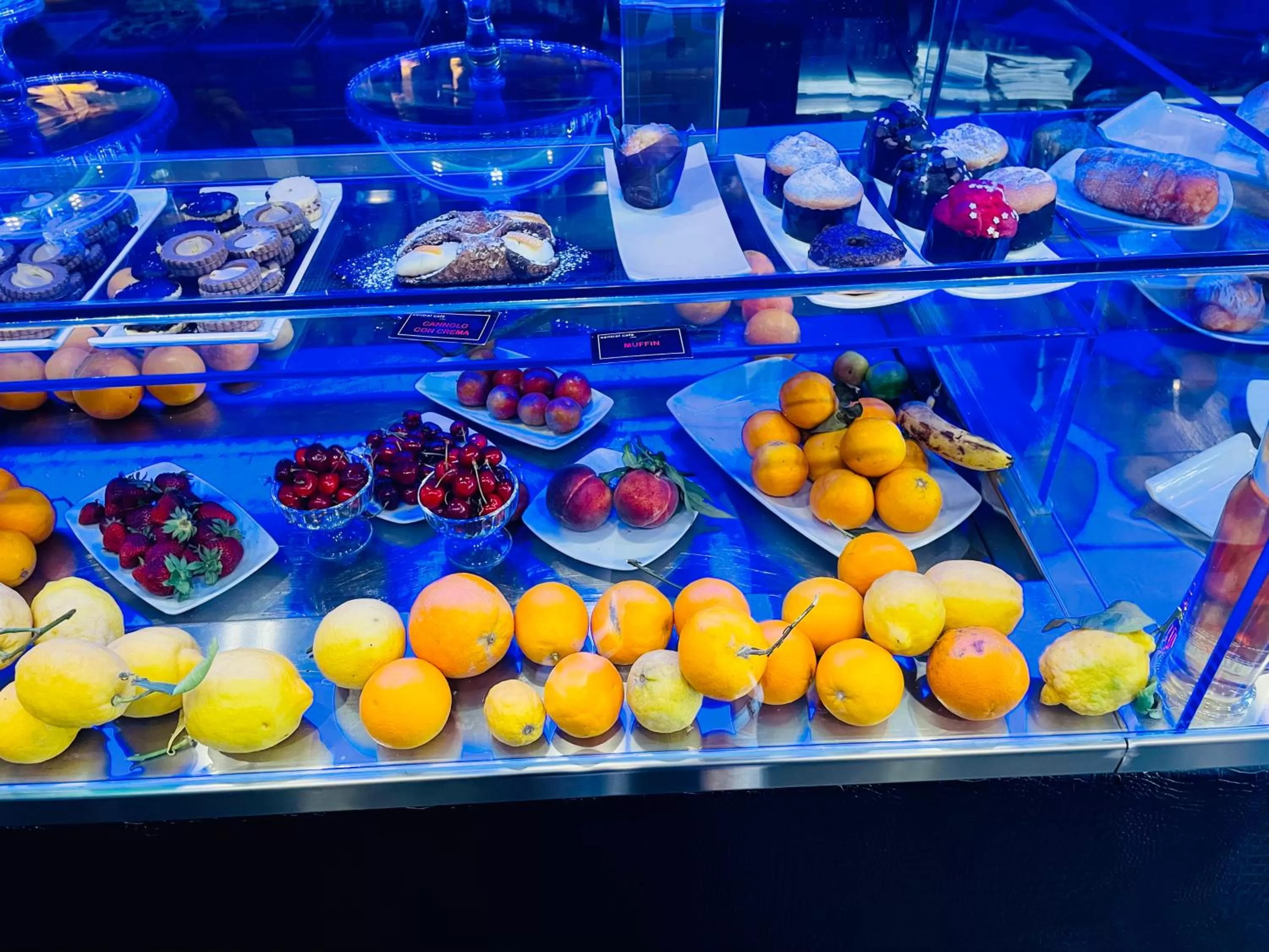 Breakfast in ConteMax ArtHouse