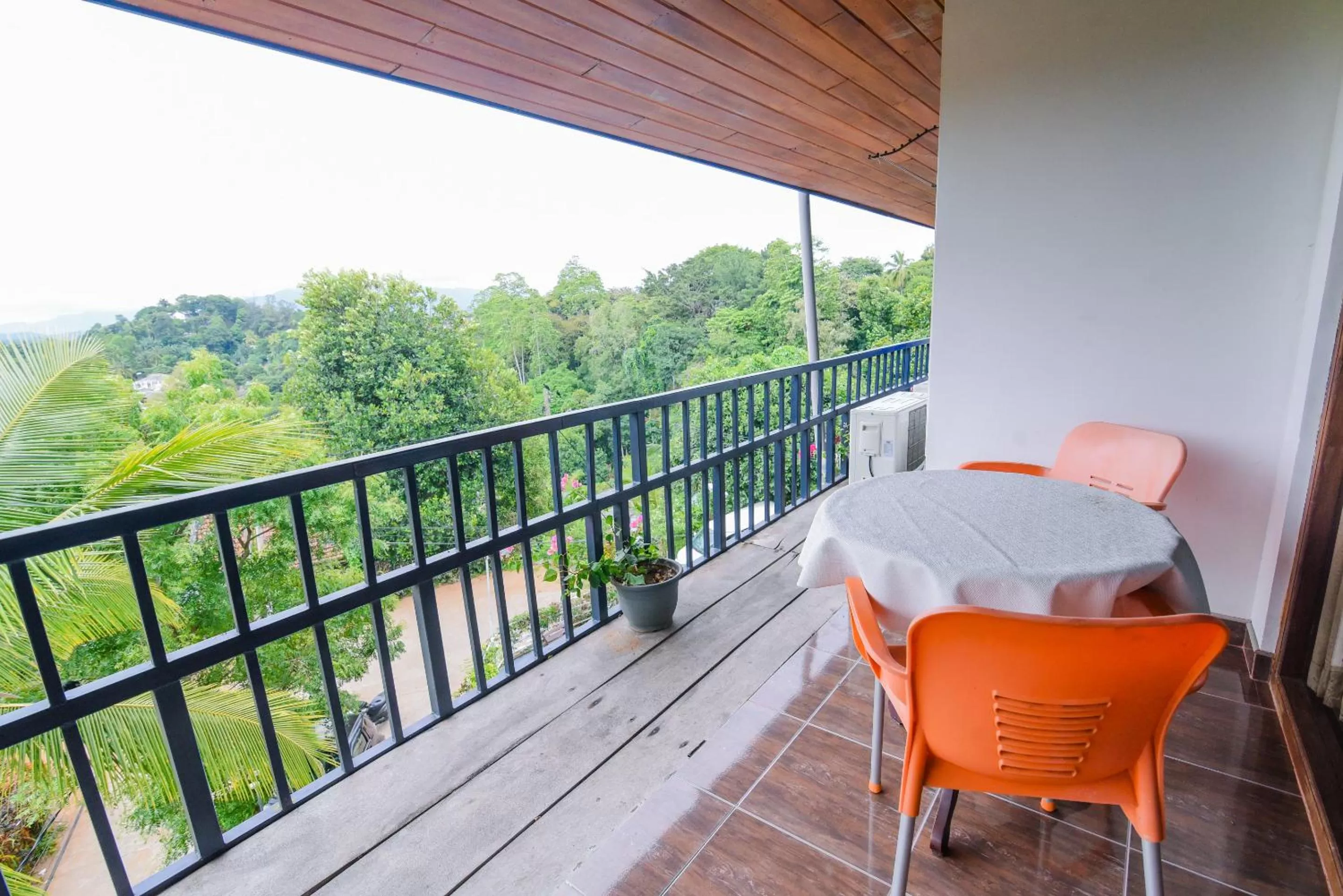 Balcony/Terrace in Blue Haven Guest House
