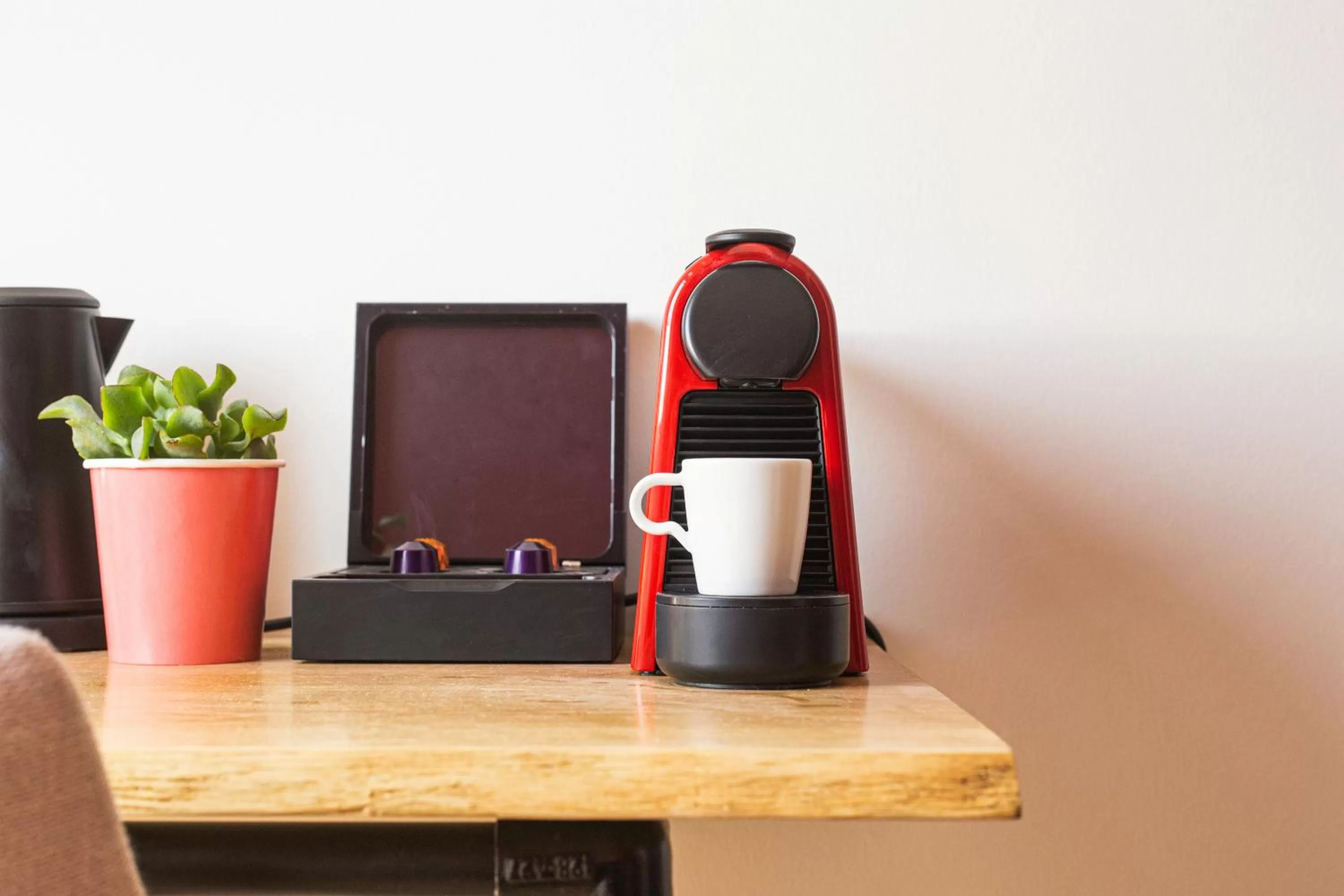 Coffee/tea facilities in Boutique Hotel Enkhuizen