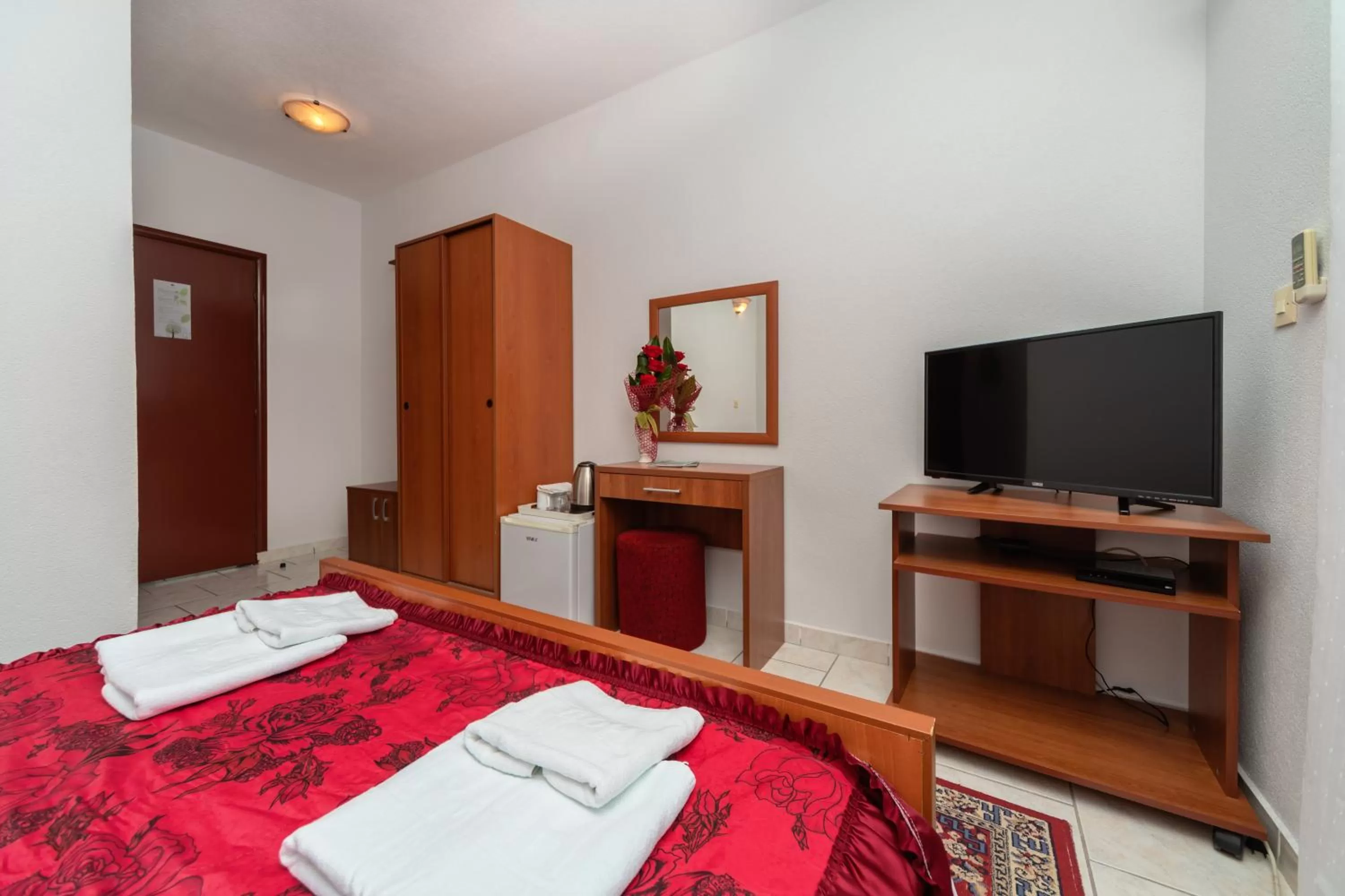 TV and multimedia, Bed in " Villa Kruna Lux "