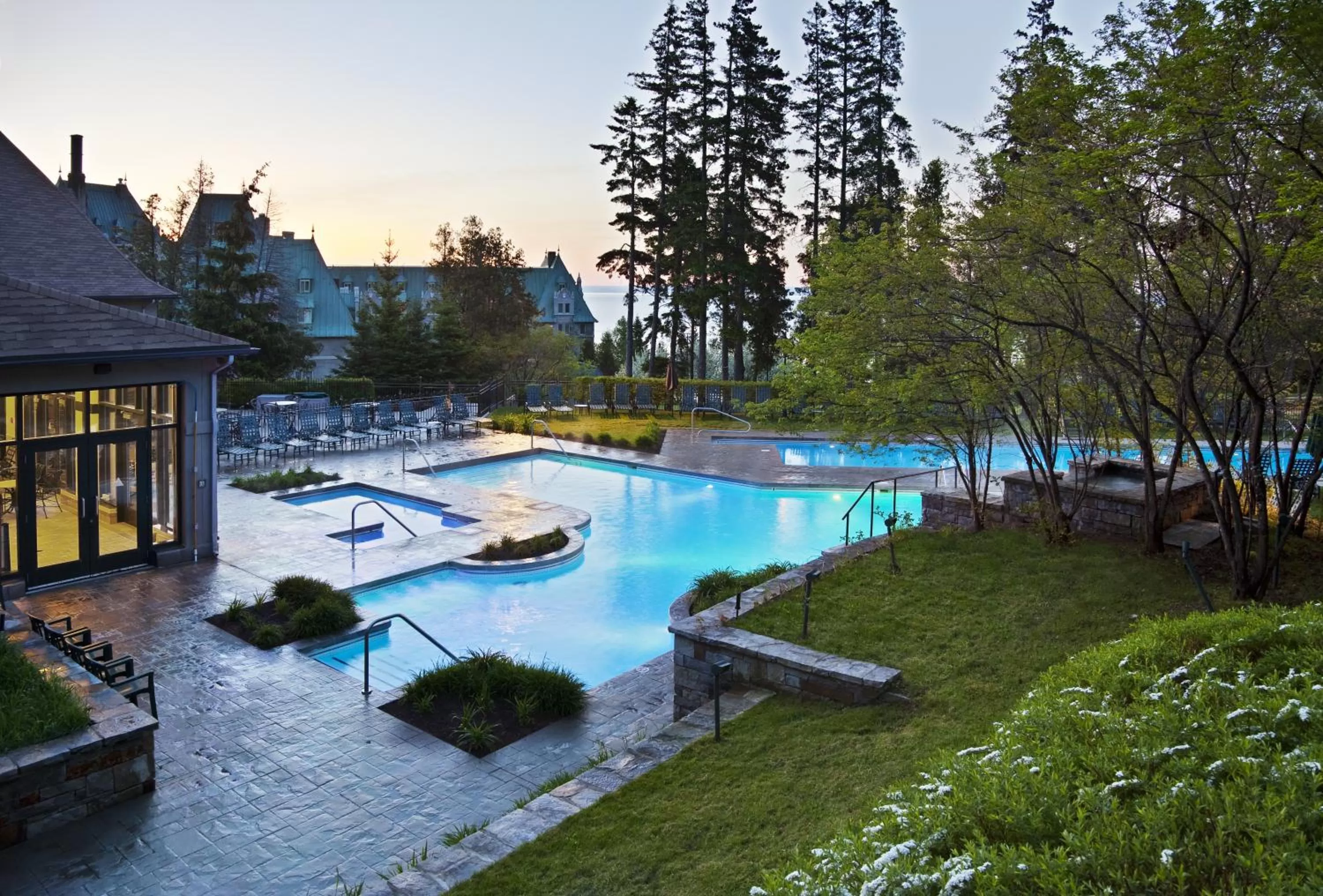 Swimming pool in Fairmont Le Manoir Richelieu