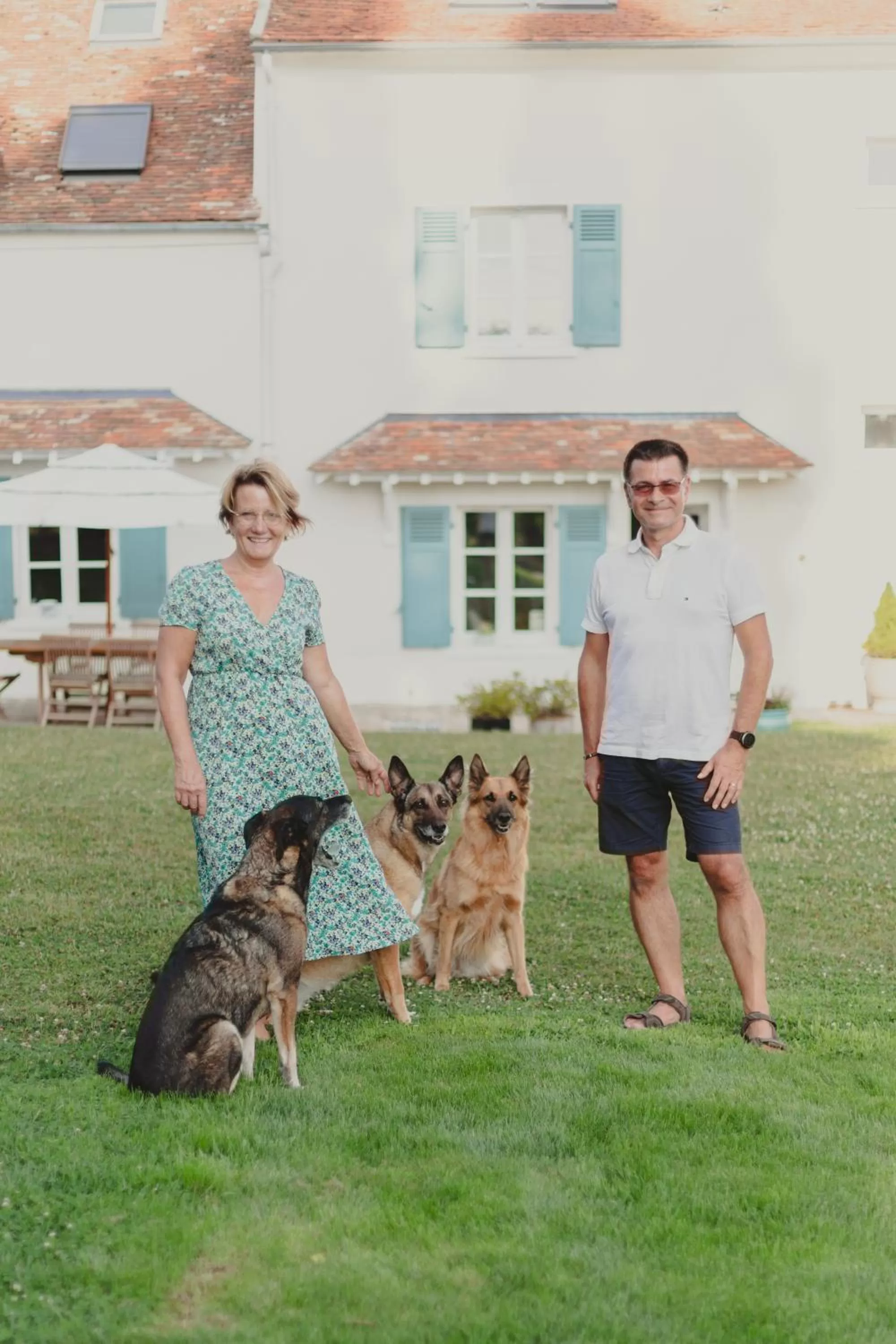 Property building, Pets in Domaine de Jouarre