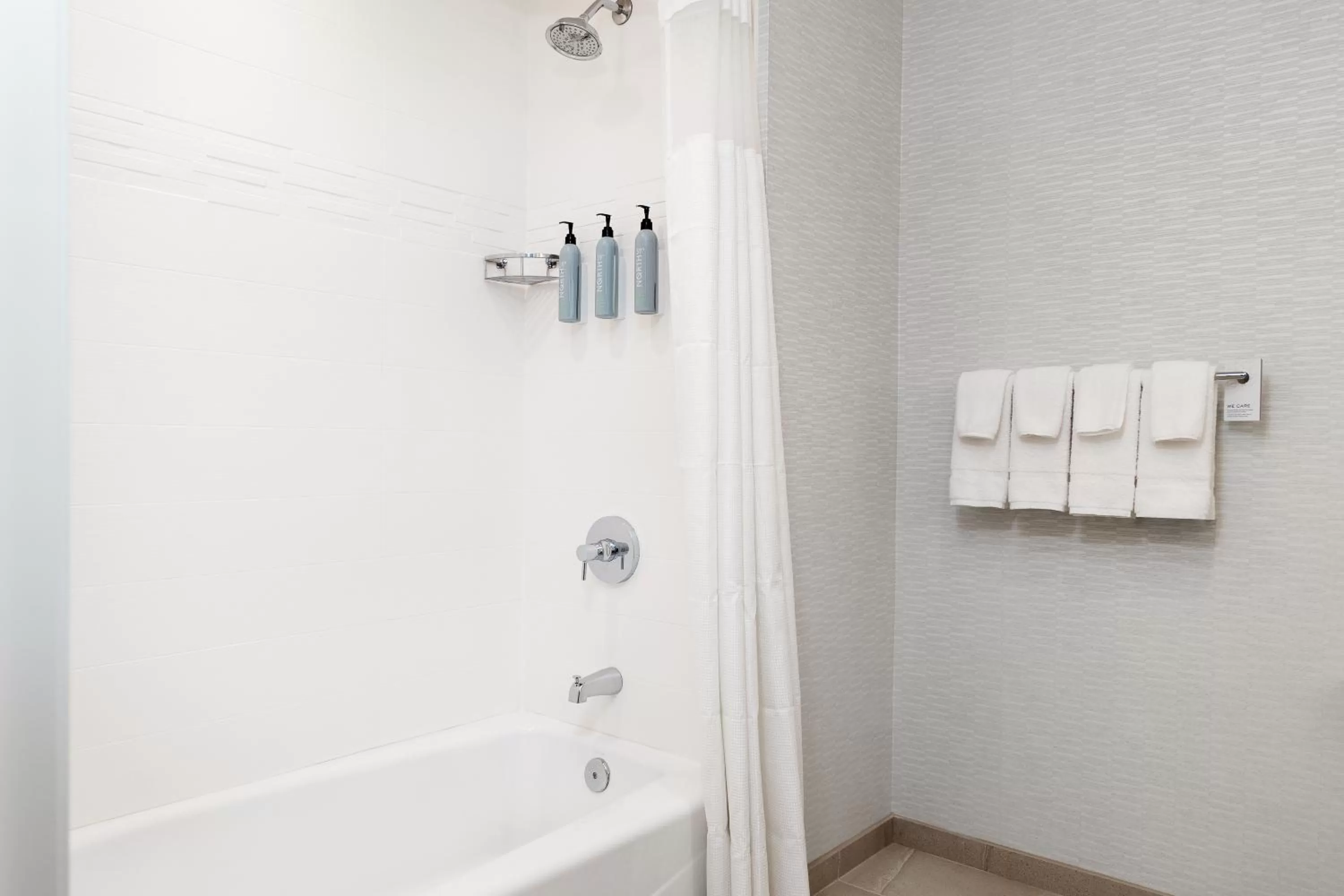 Bath in Residence Inn Largo Medical Center Drive