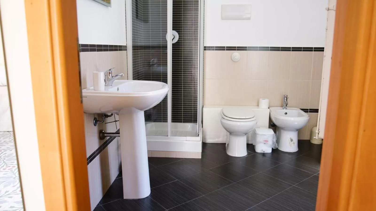 Bathroom in LE PORTE DI PALERMO