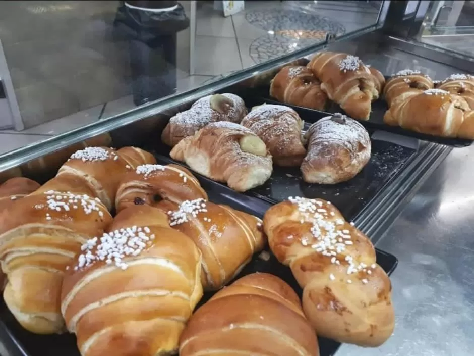 Food in Alcaprì Suite Napoli Centro
