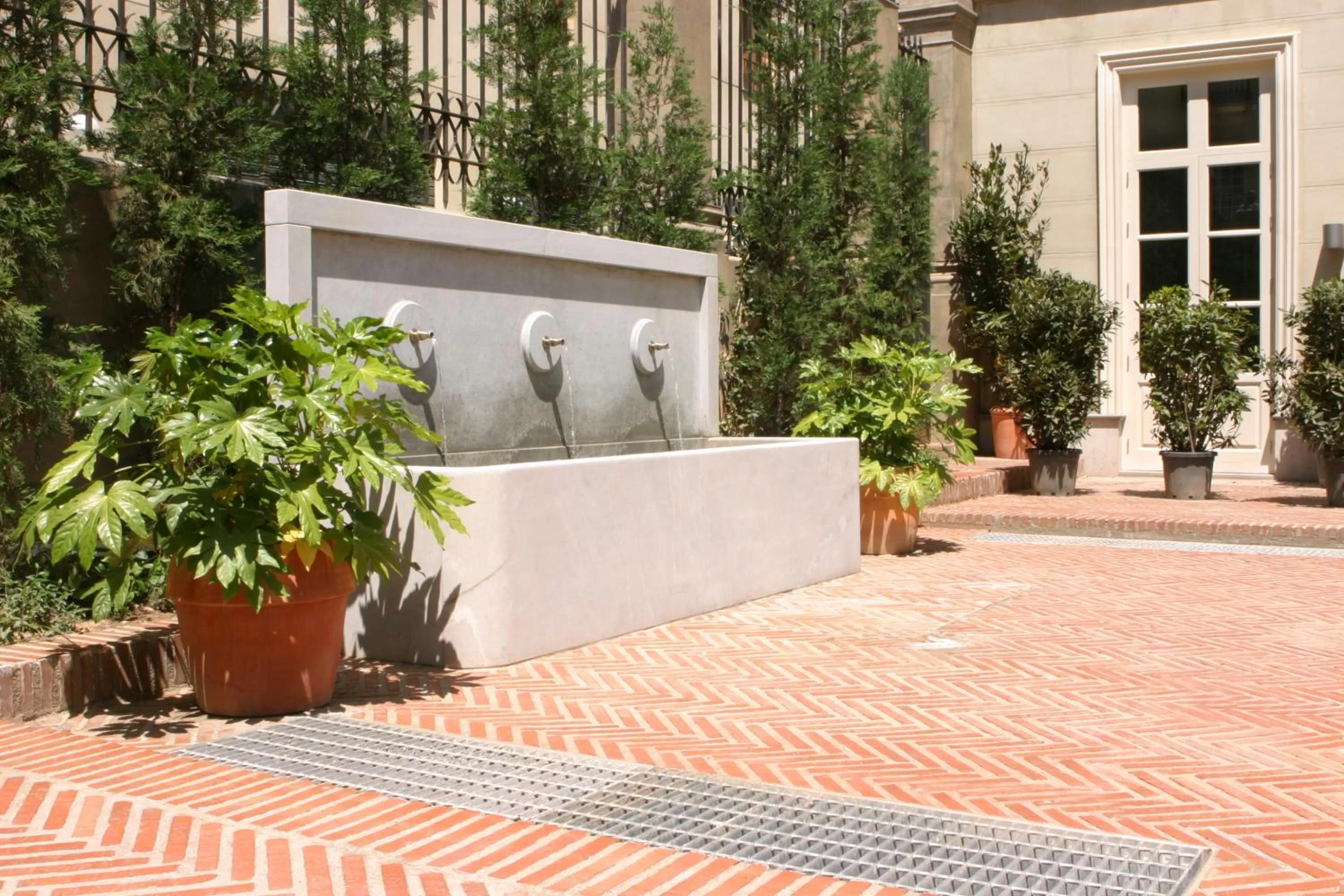 Facade/entrance in Villa Oniria