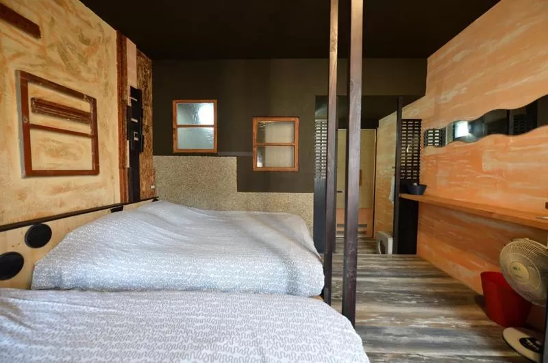 Bed in Sha Feng Lu Dian