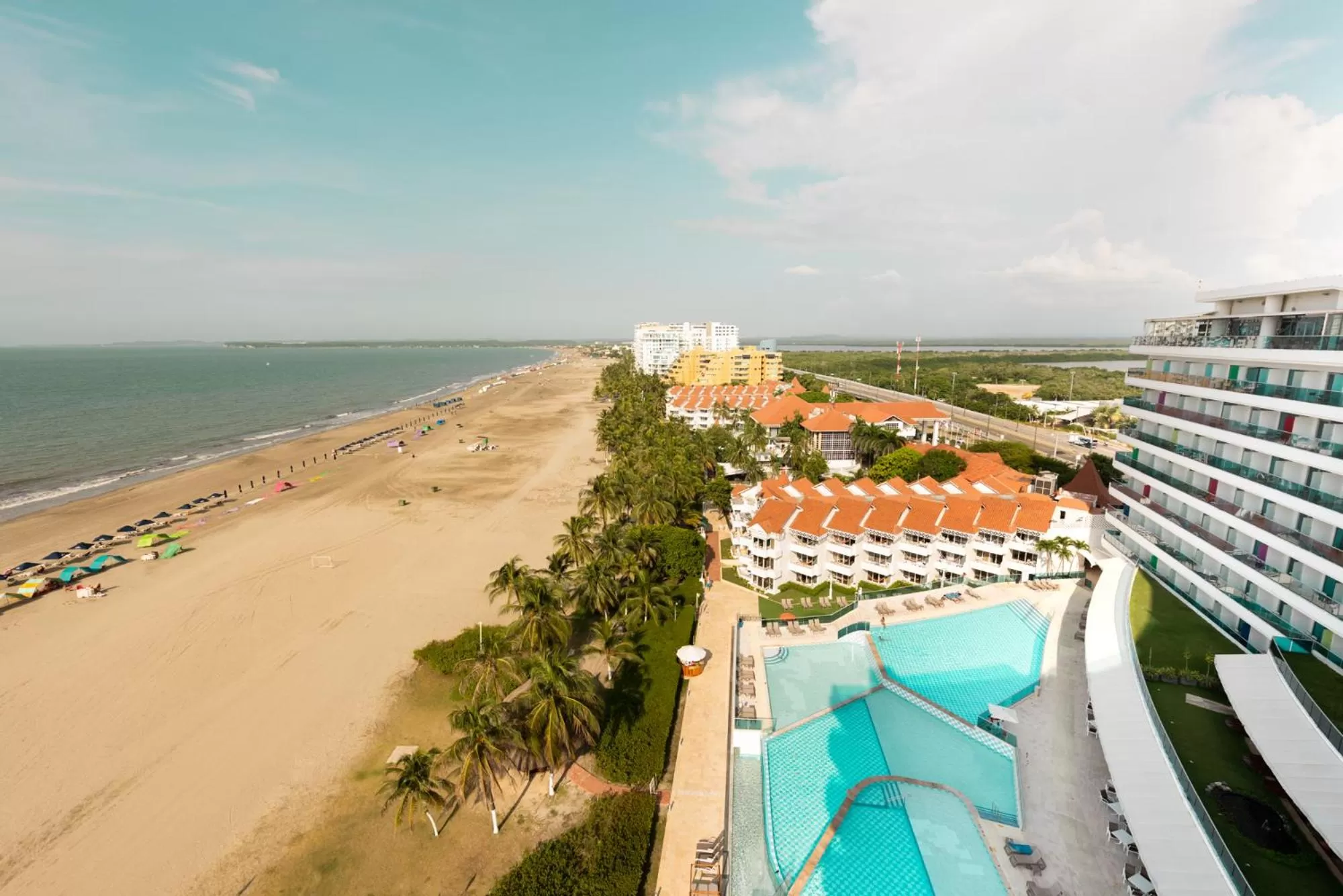 Property building in Las Americas Torre Del Mar