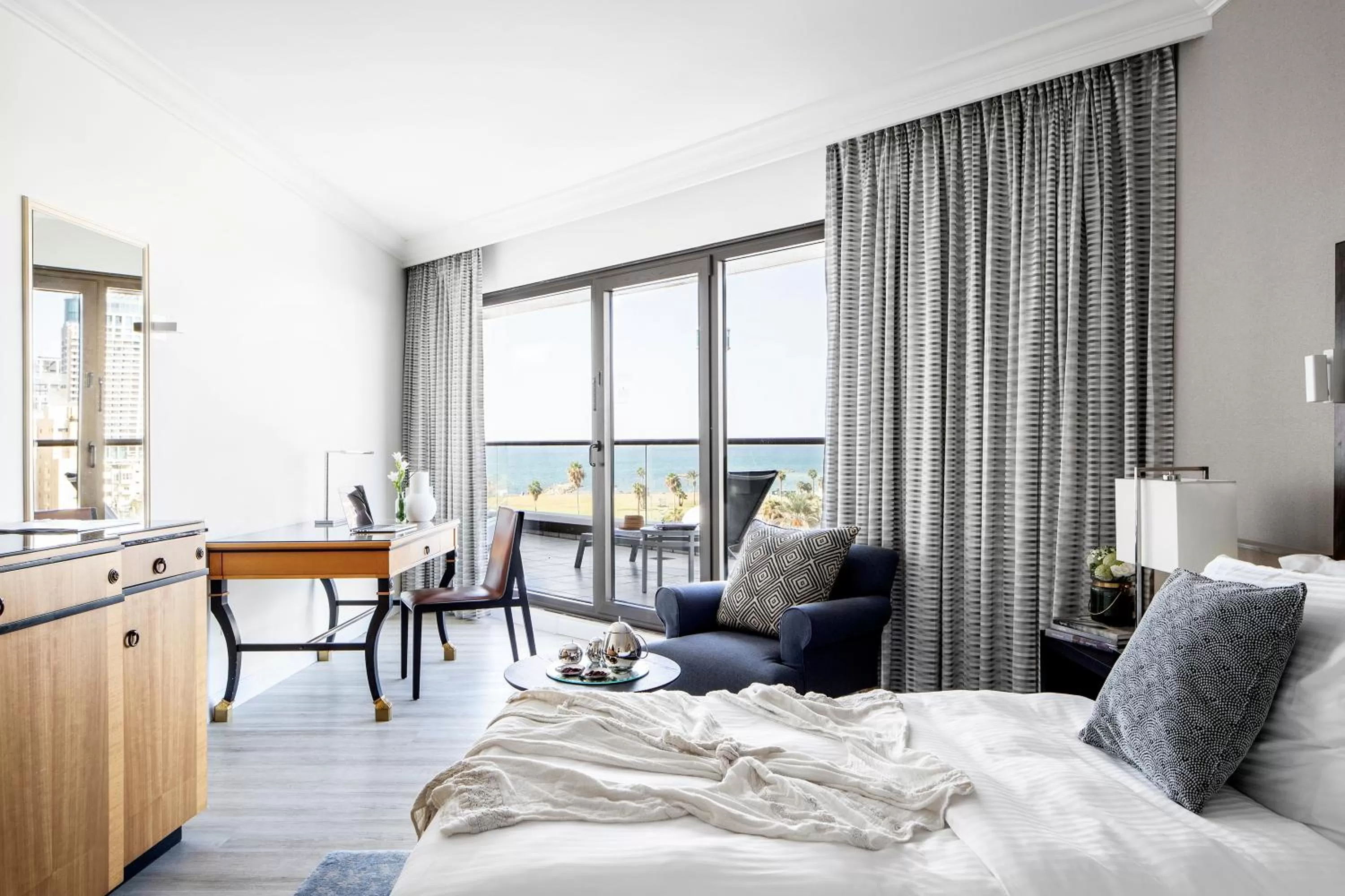 Classic Room with Two Twin Beds and Terrace - single occupancy in InterContinental David Tel Aviv by IHG
