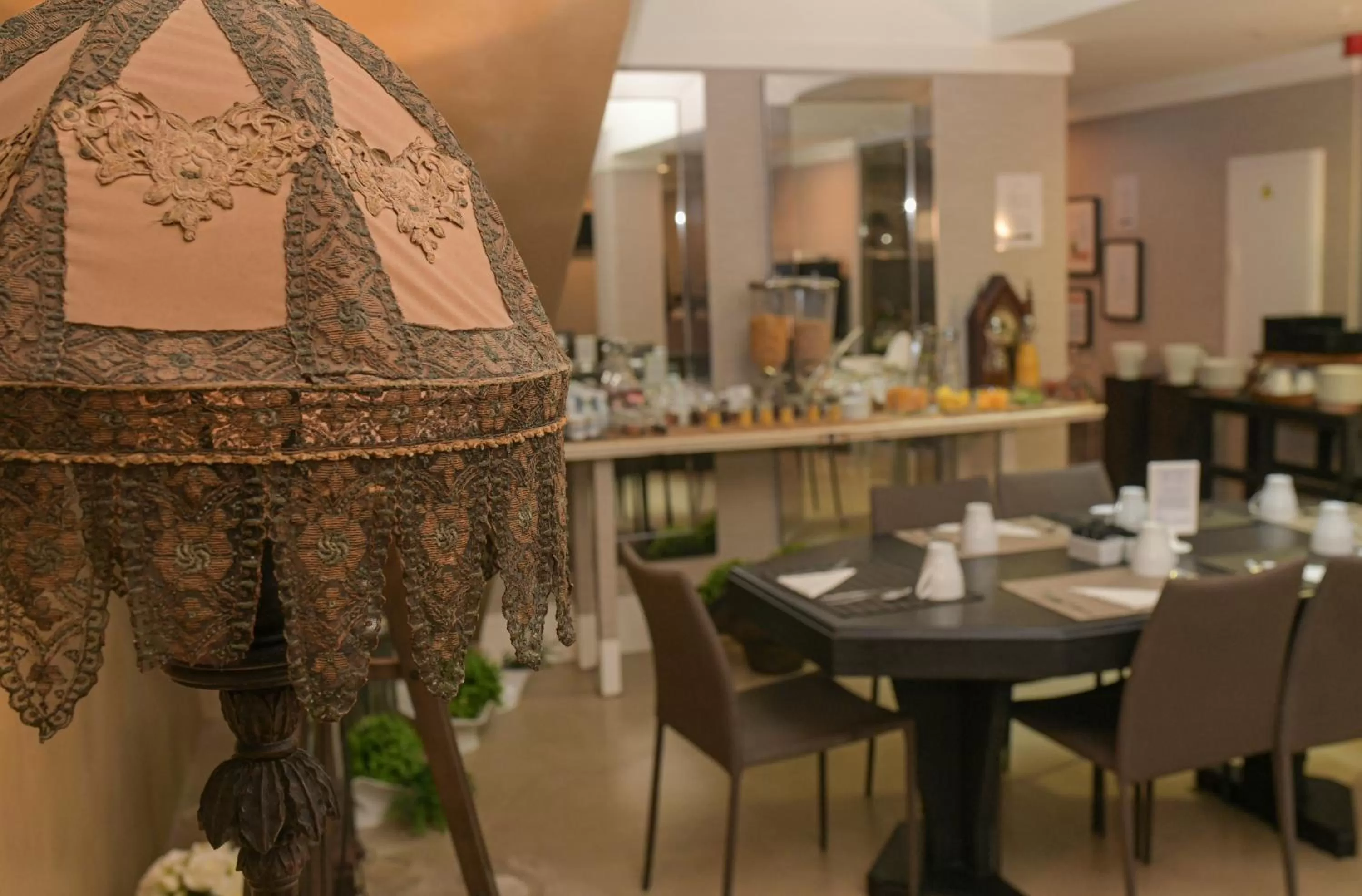 Breakfast in Universal Boutique Hotel