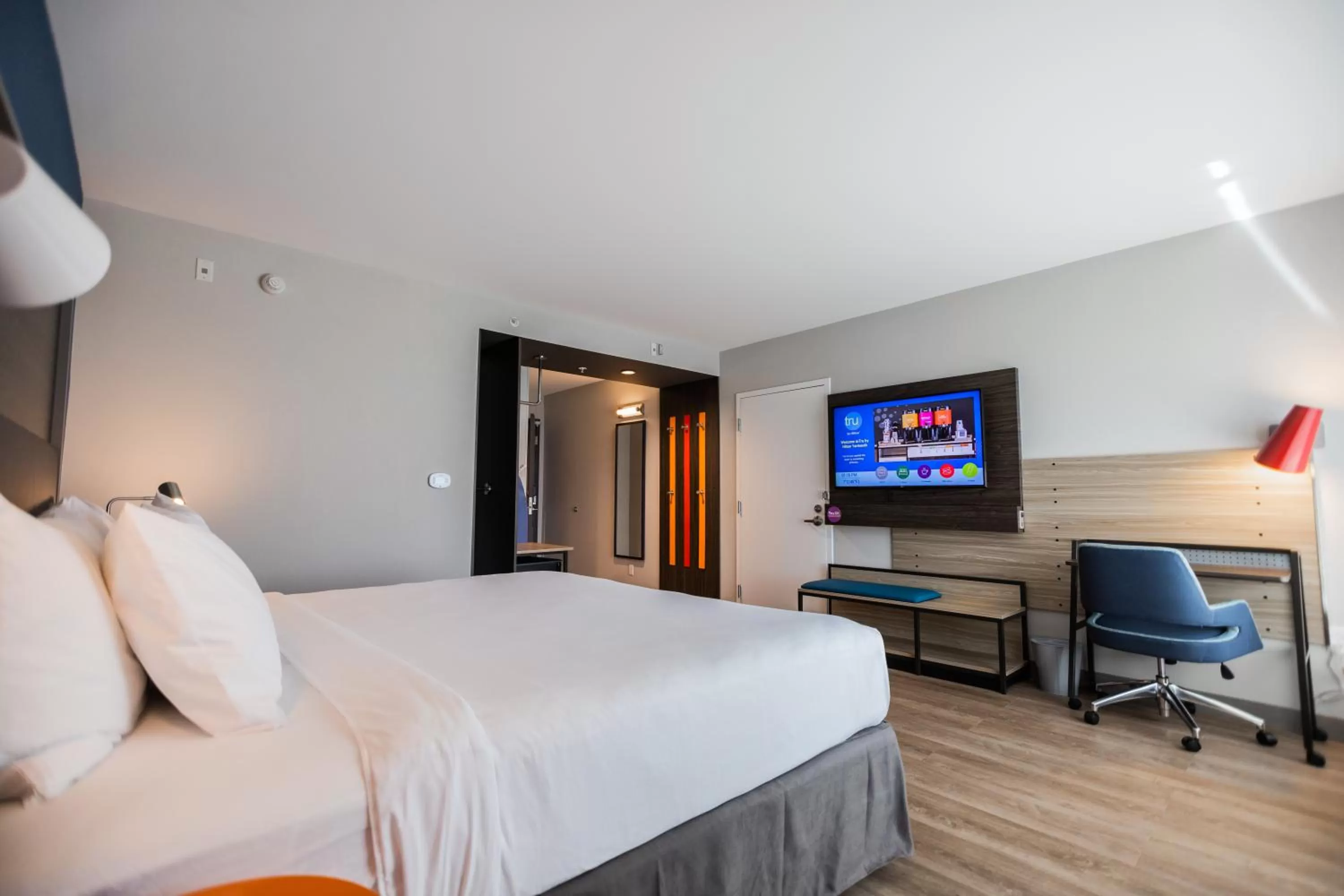 Bedroom, Bed in Tru By Hilton Yarmouth, Ns