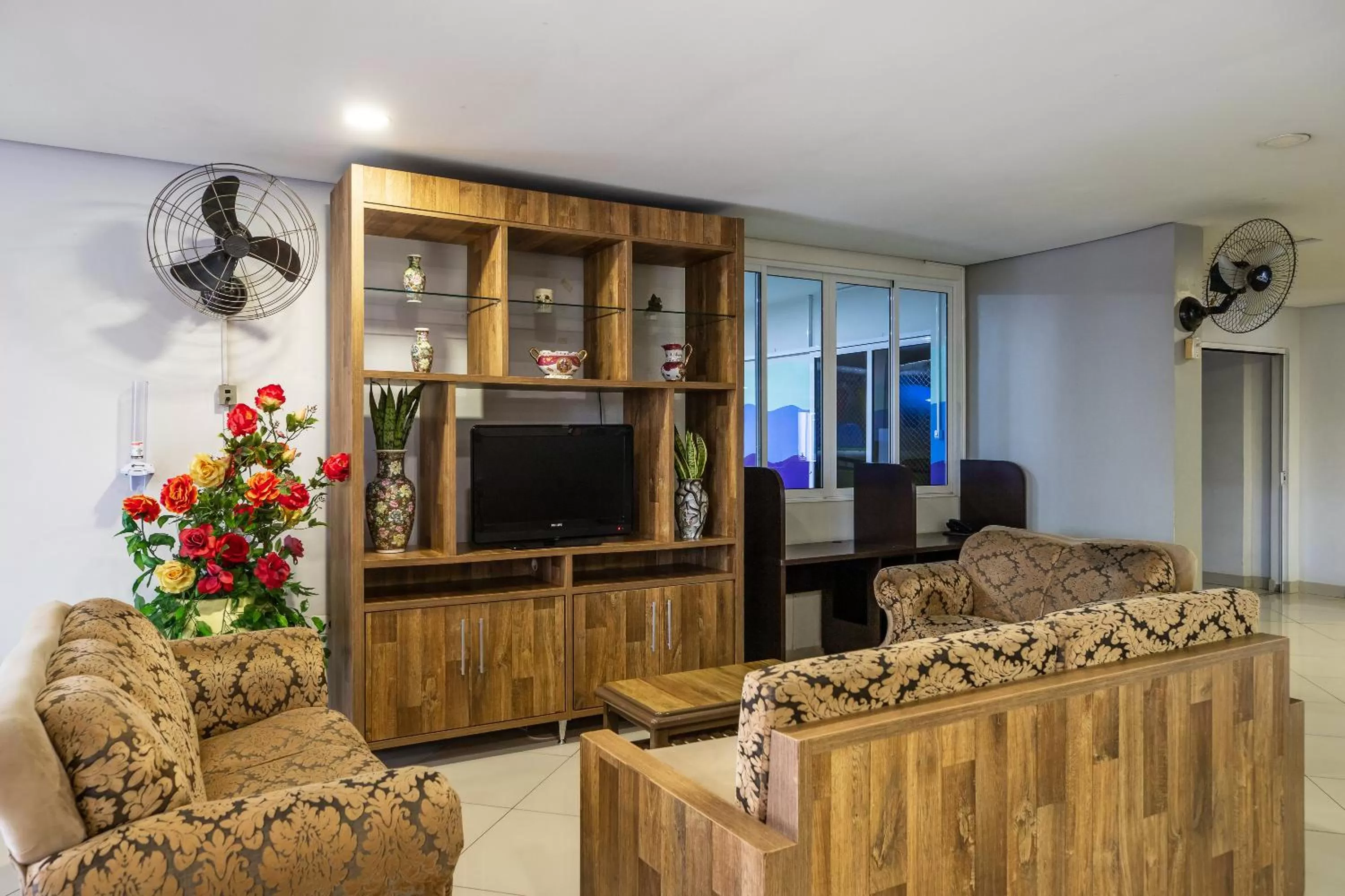 Communal lounge/ TV room in Hotel Baviera Iguassu