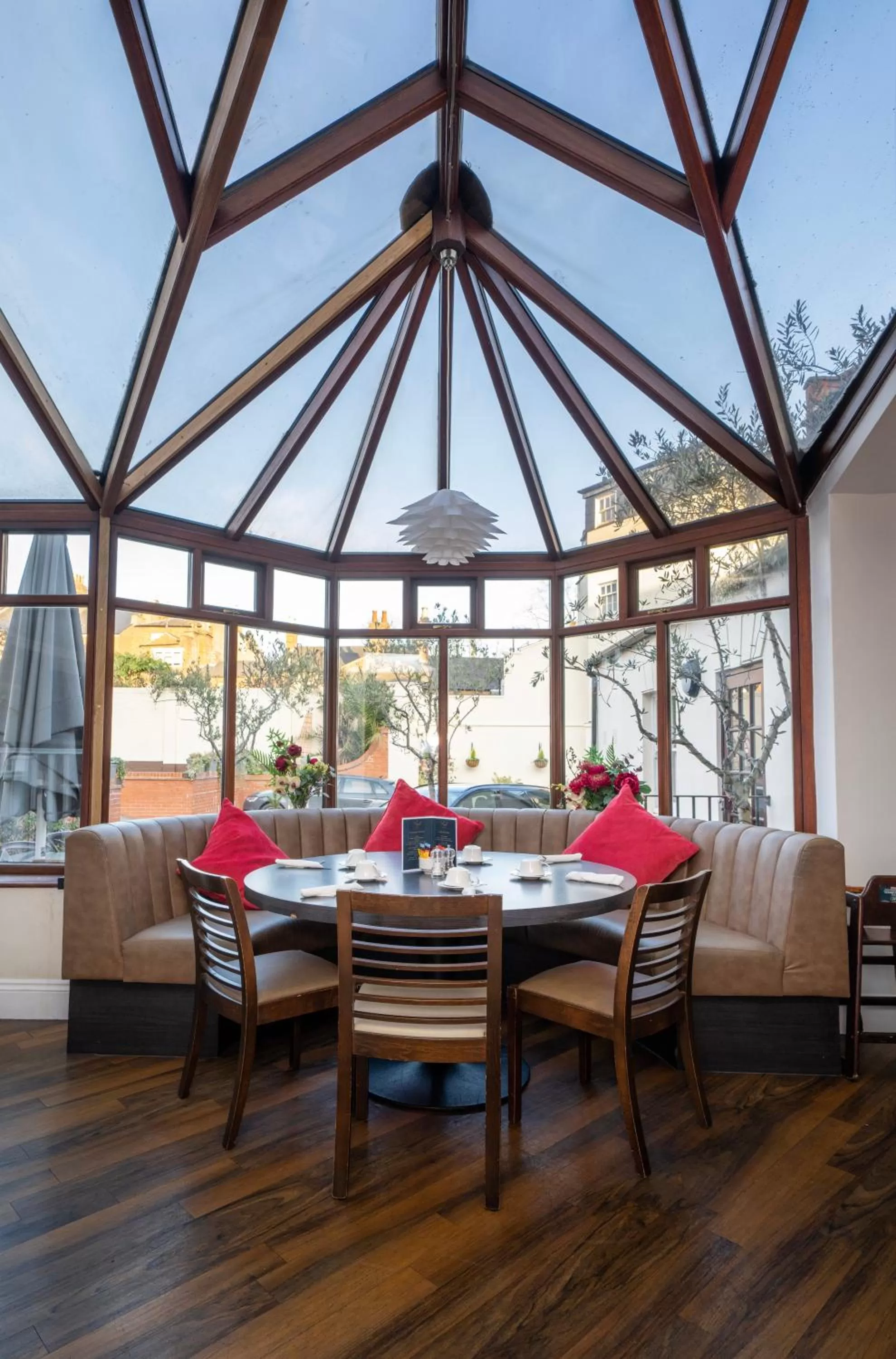 Restaurant/places to eat in The Angel Hotel