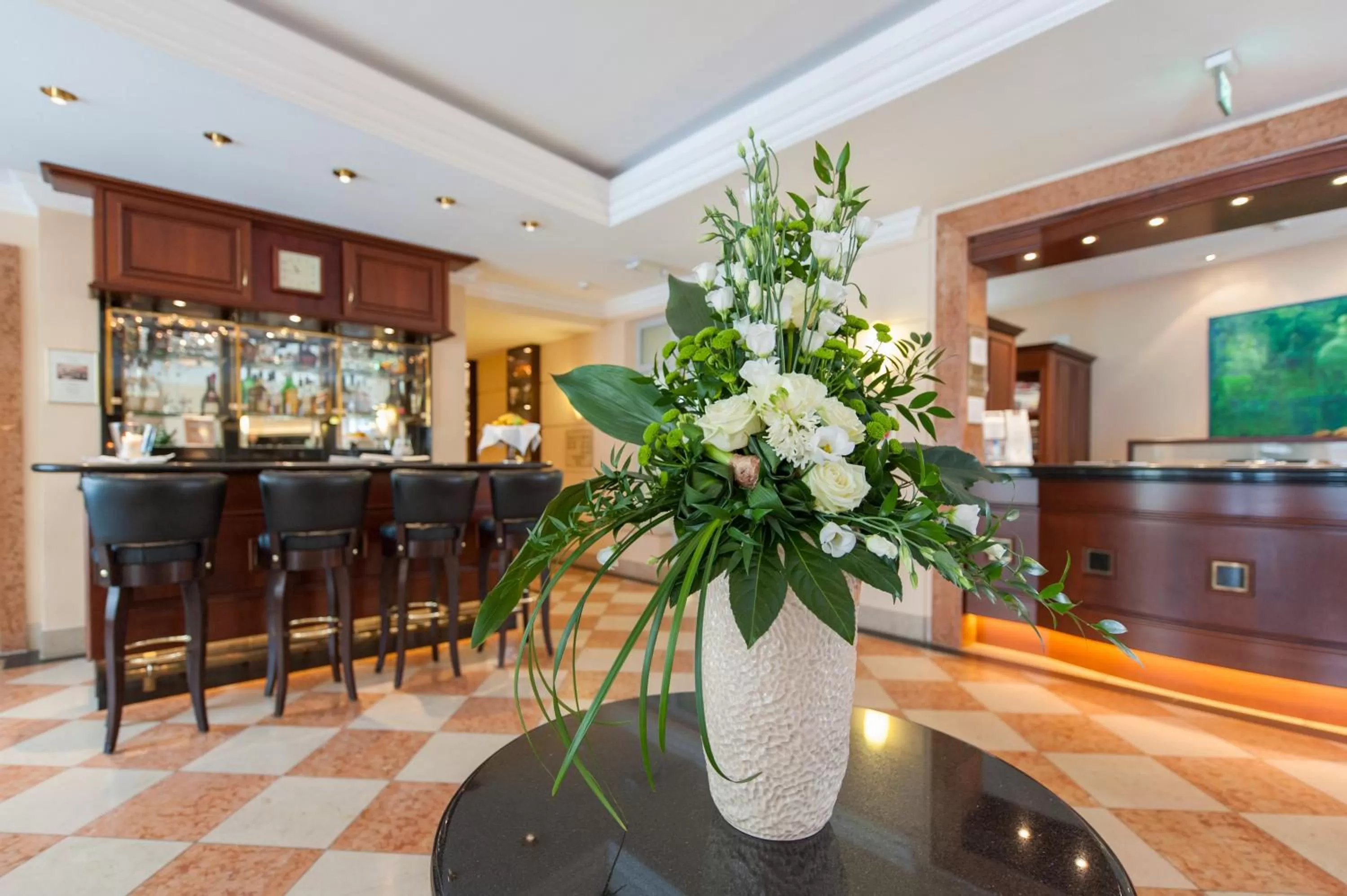 Lounge or bar in Hotel Villa Geyerswörth