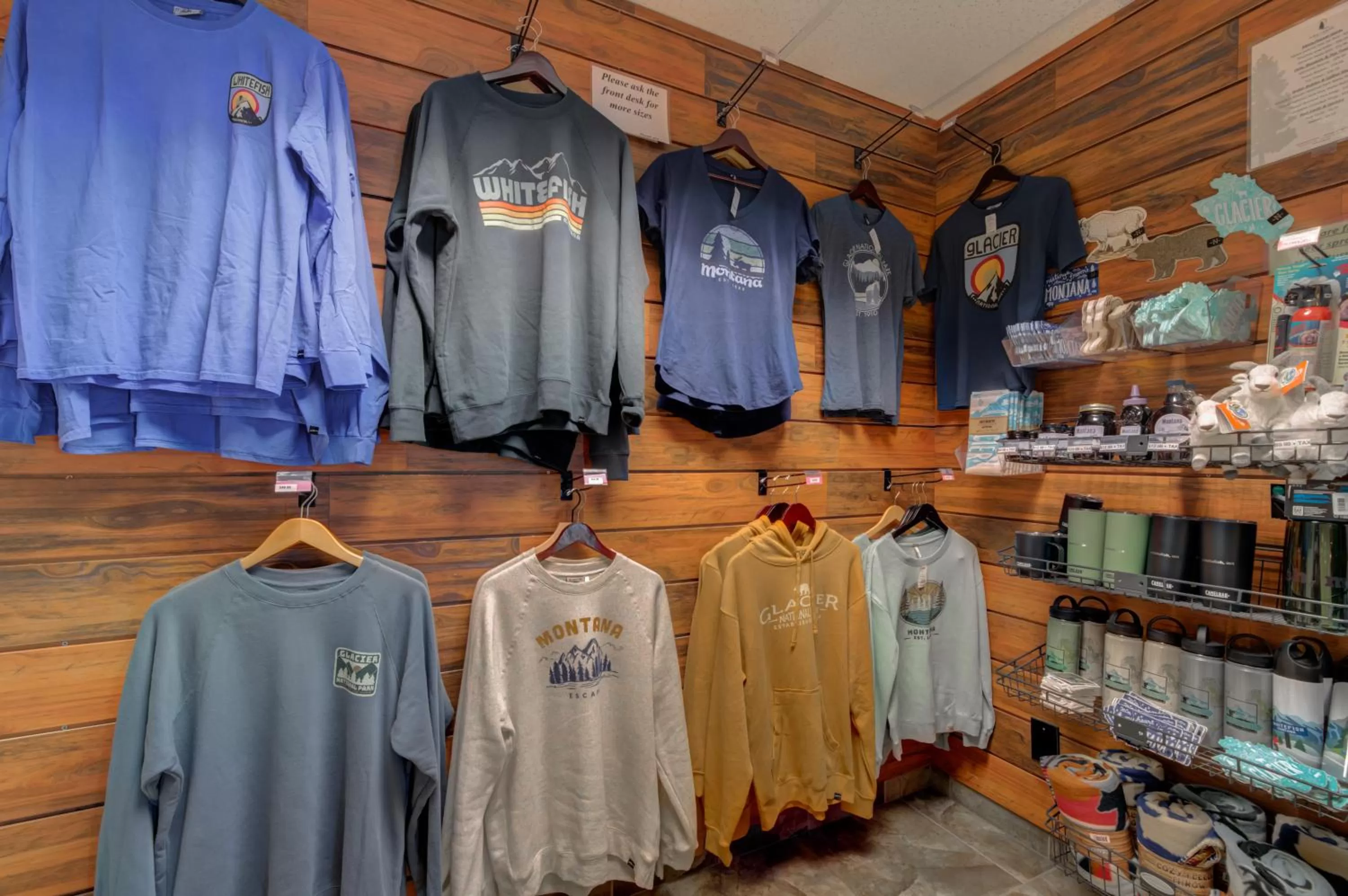 Shopping Area in Whitefish Riverfront Hotel