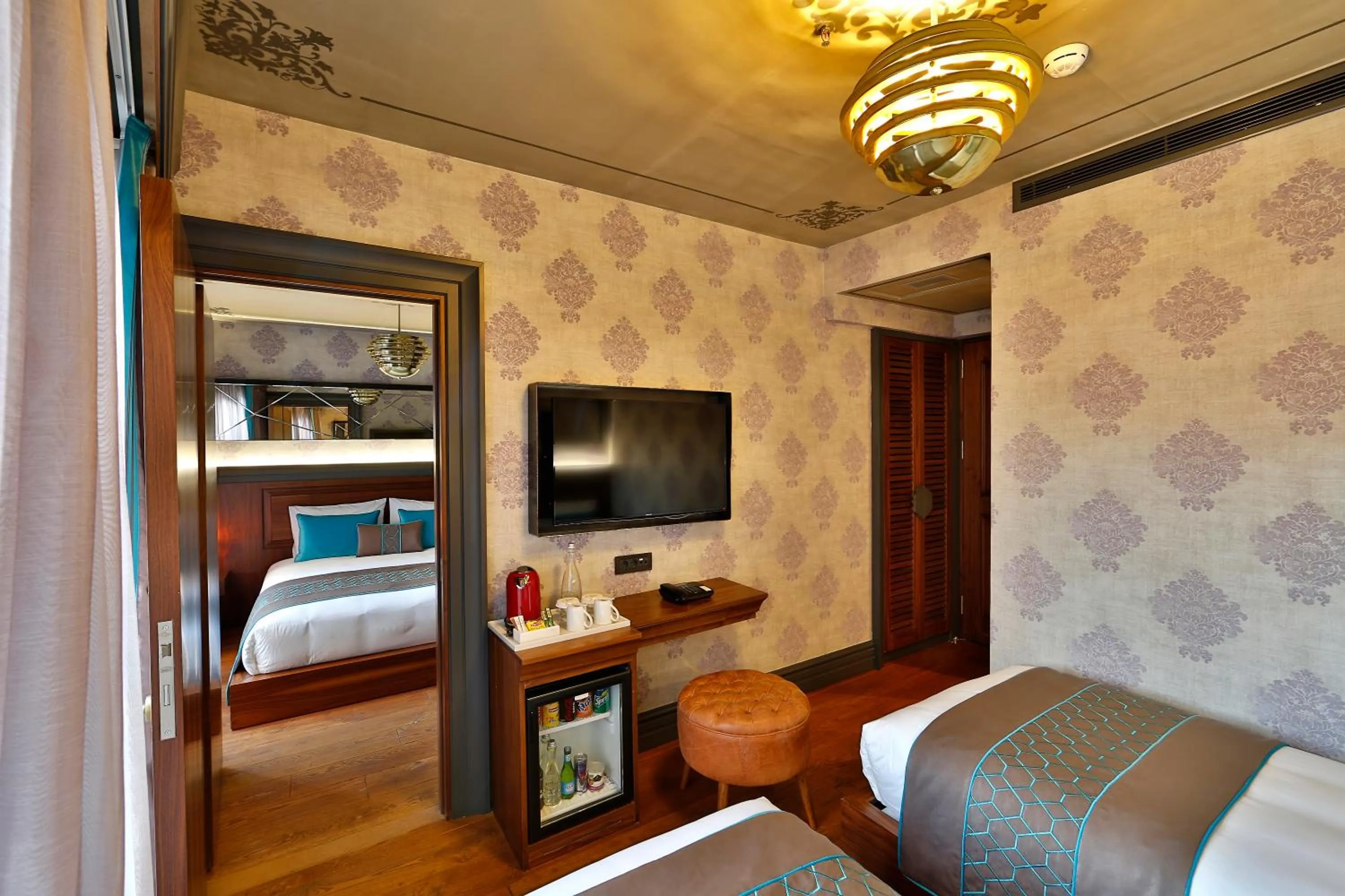 Photo of the whole room, Bed in Sanat Boutique Hotel Pera